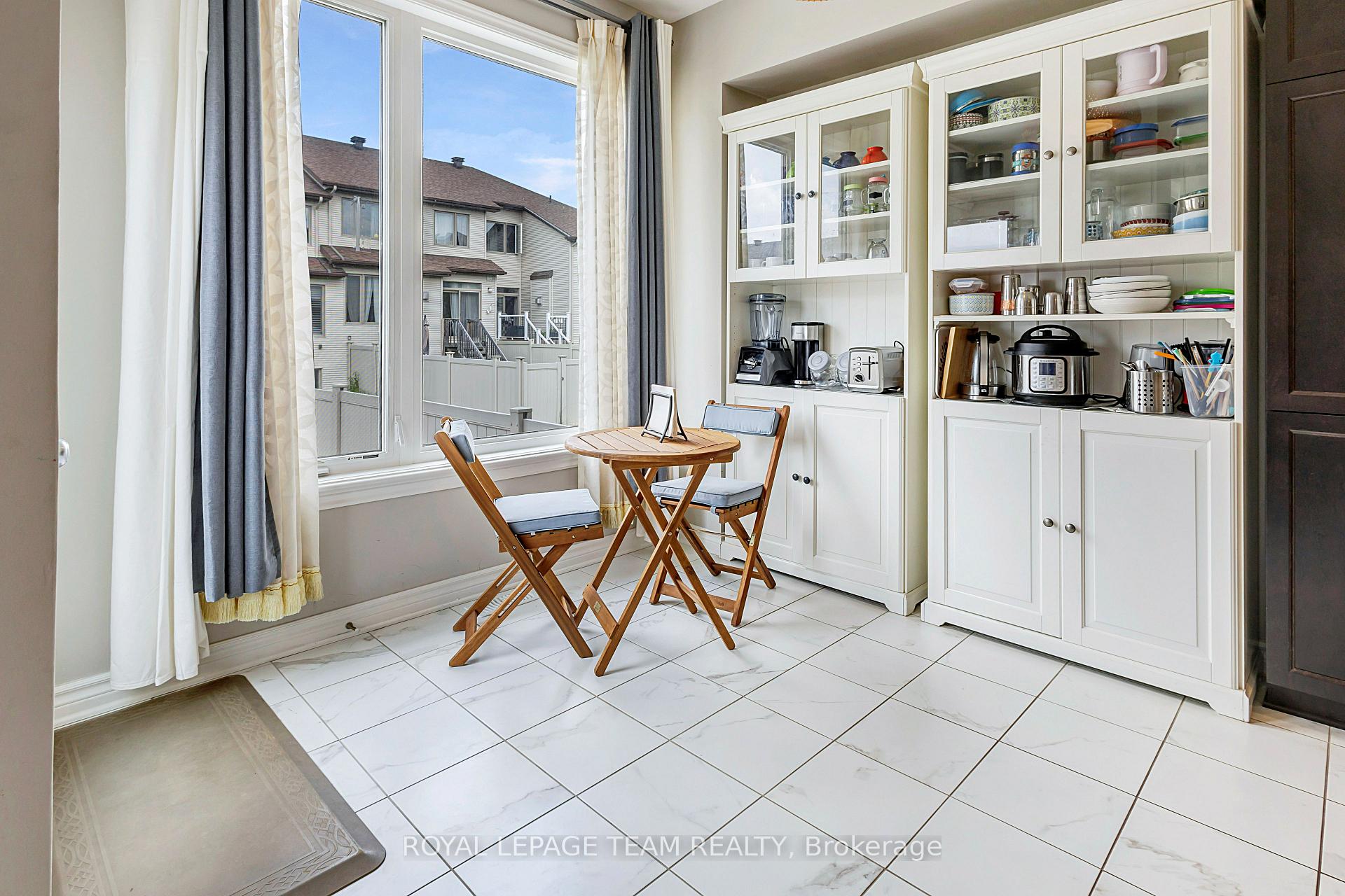 Photo 19 of 875 Fletcher Circle, Ottawa, Kanata - Kanata Lakes/Heritage Hills — HOMEH