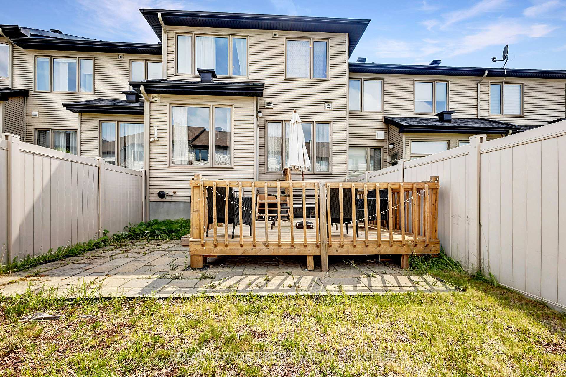 Photo 36 of 875 Fletcher Circle, Ottawa, Kanata - Kanata Lakes/Heritage Hills — HOMEH
