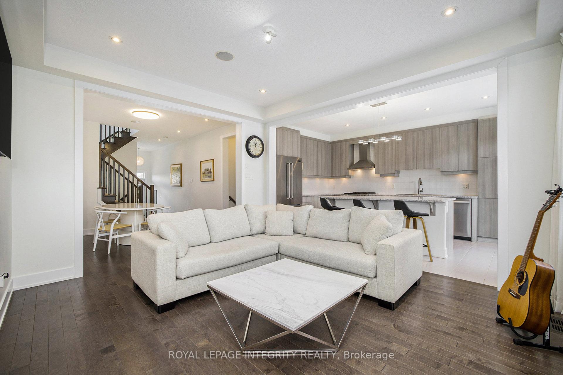 Photo 9 of 285 Meadowbreeze Drive, Ottawa, Kanata - Emerald Meadows/Trailwest — HOMEH