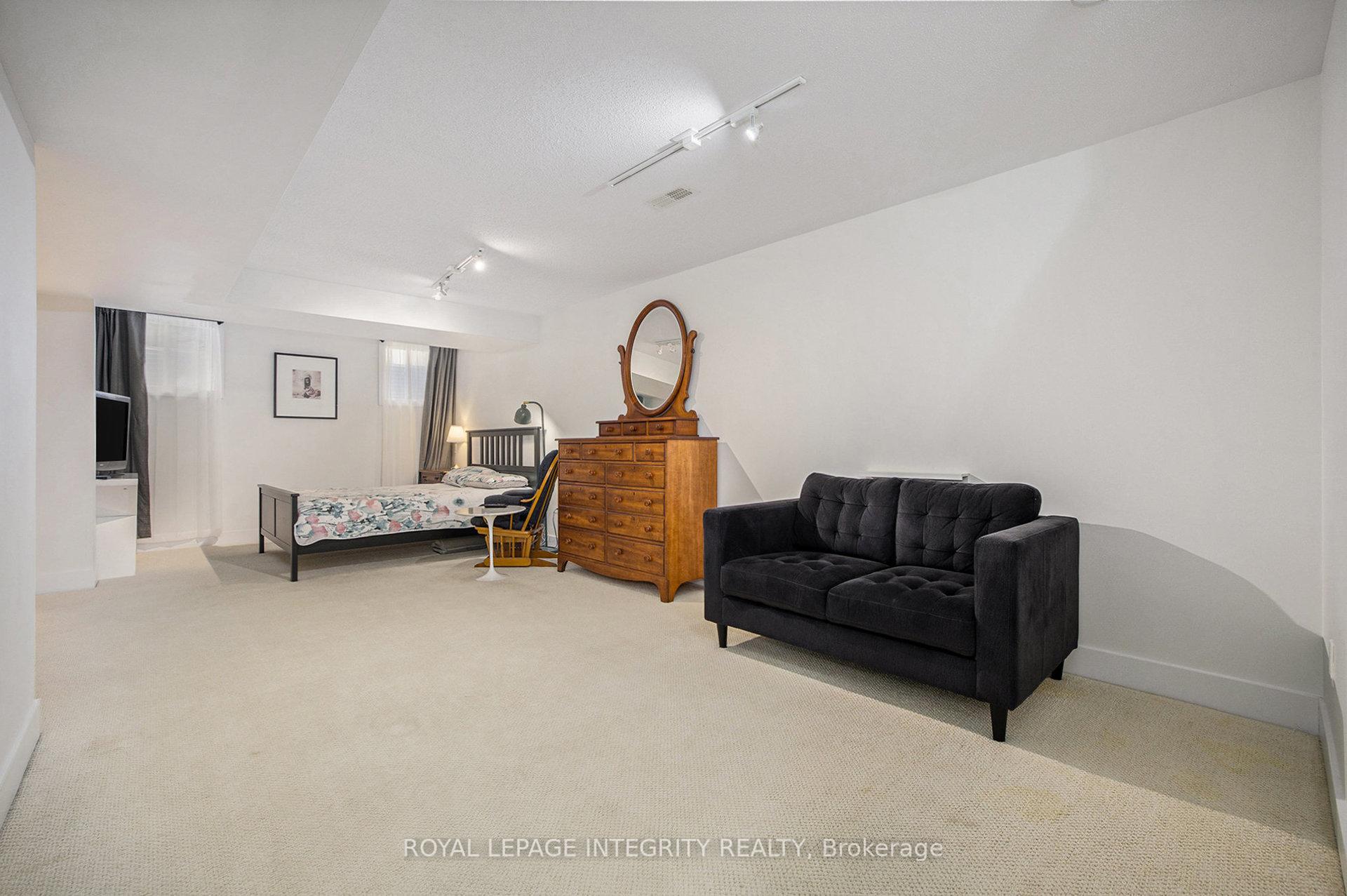Photo 28 of 285 Meadowbreeze Drive, Ottawa, Kanata - Emerald Meadows/Trailwest — HOMEH