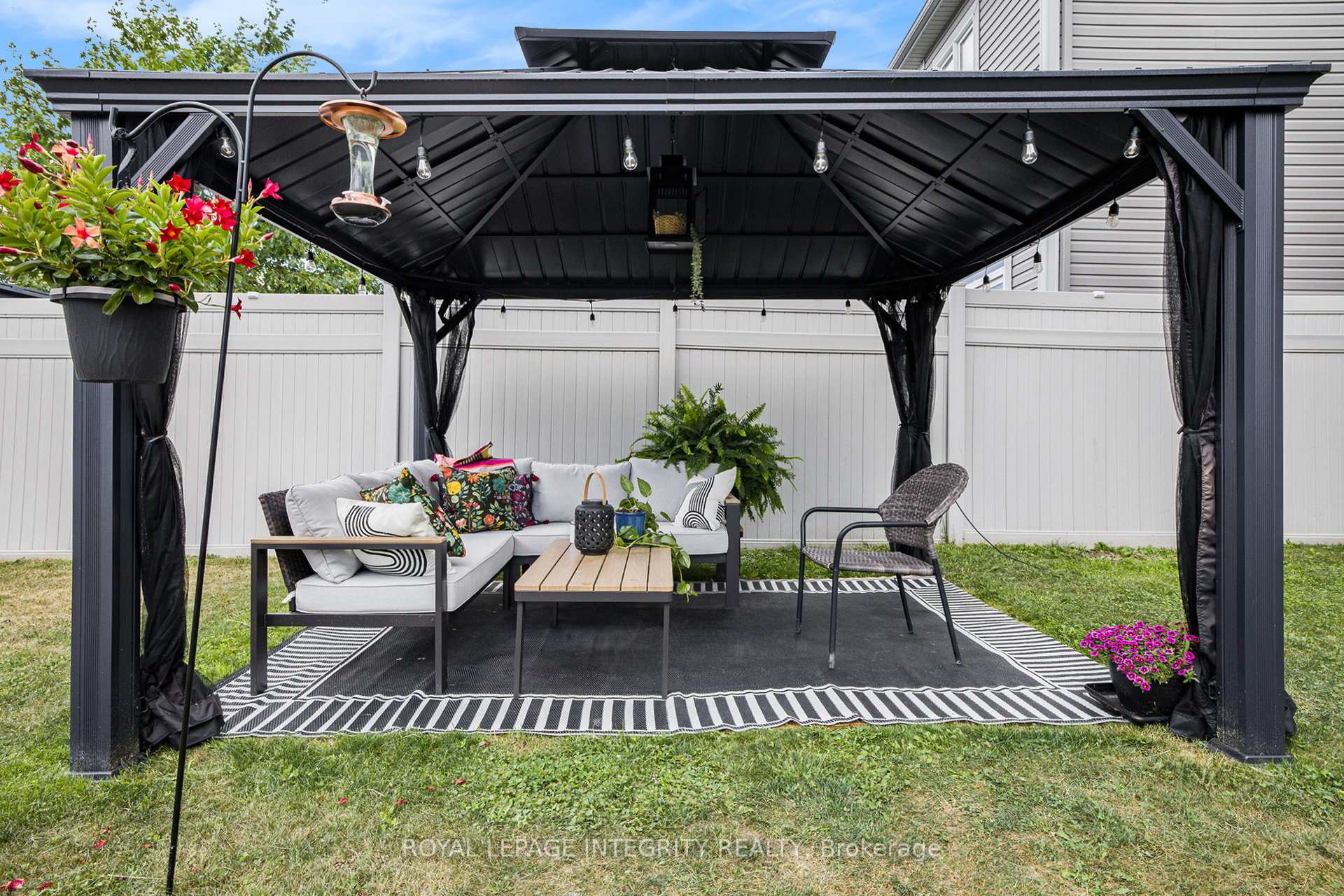 Photo 34 of 285 Meadowbreeze Drive, Ottawa, Kanata - Emerald Meadows/Trailwest — HOMEH