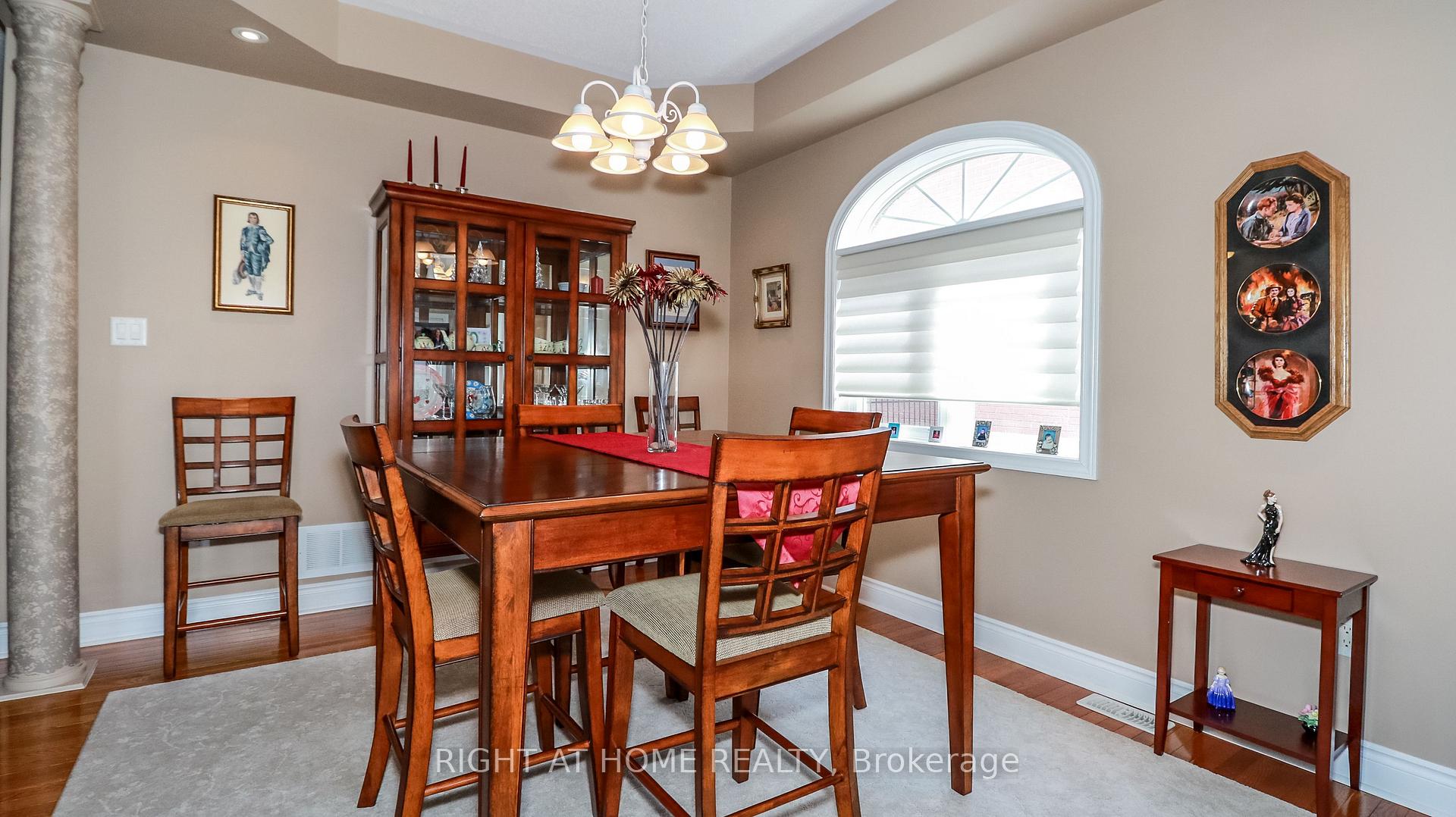 Photo 10 of 2037 Jans Boulevard, Innisfil, Alcona — HOMEH
