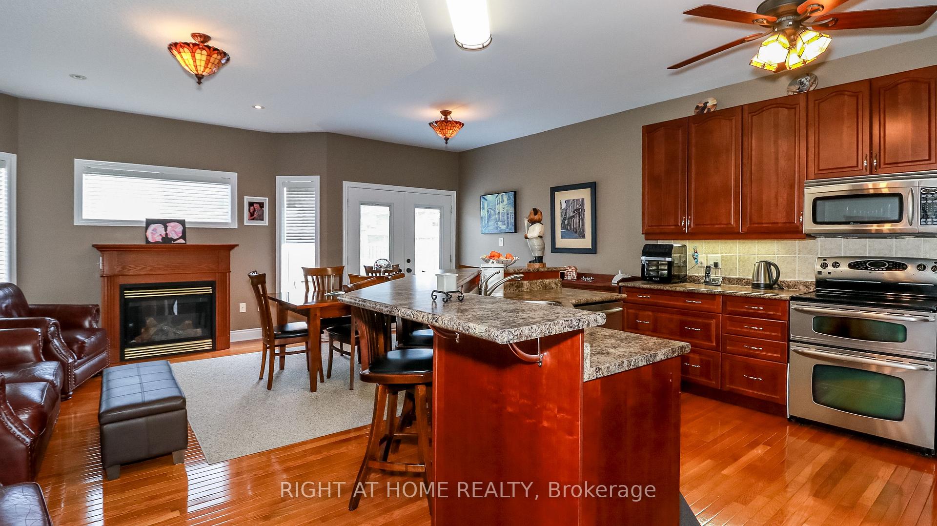 Photo 12 of 2037 Jans Boulevard, Innisfil, Alcona — HOMEH