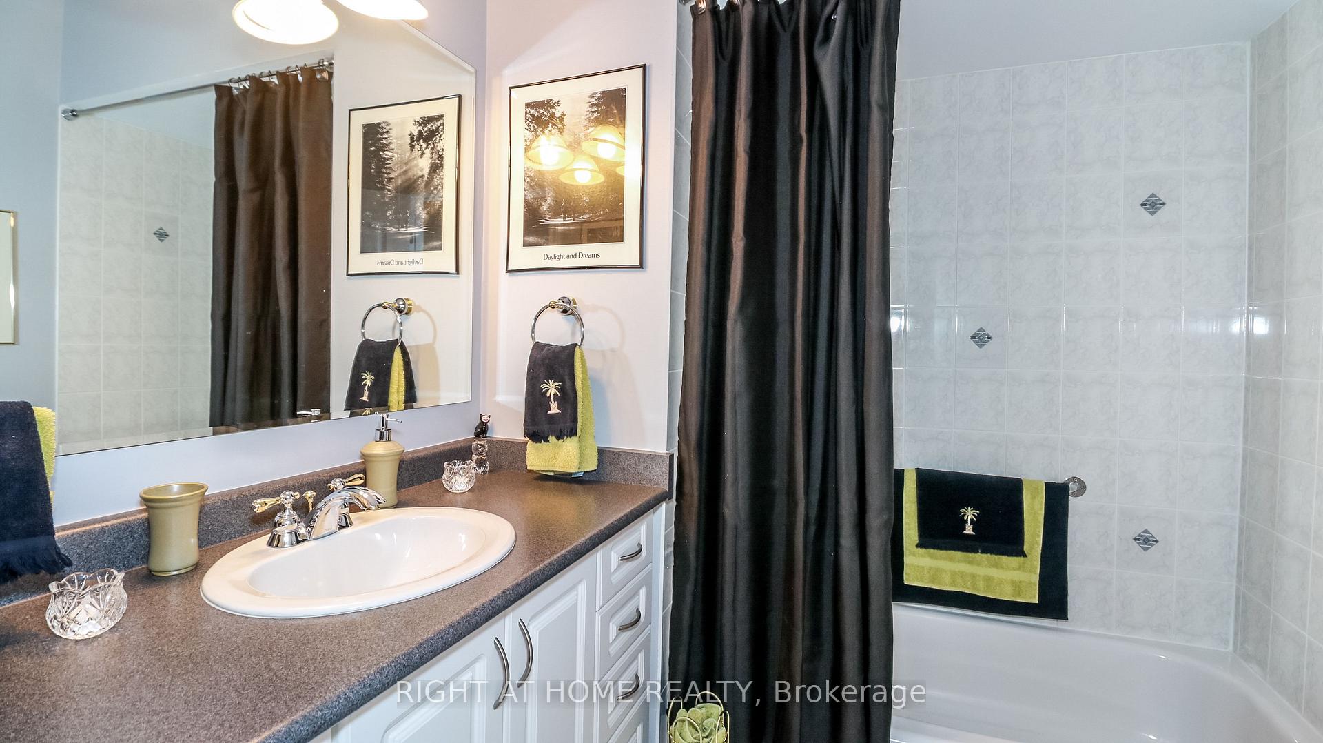 Photo 26 of 2037 Jans Boulevard, Innisfil, Alcona — HOMEH