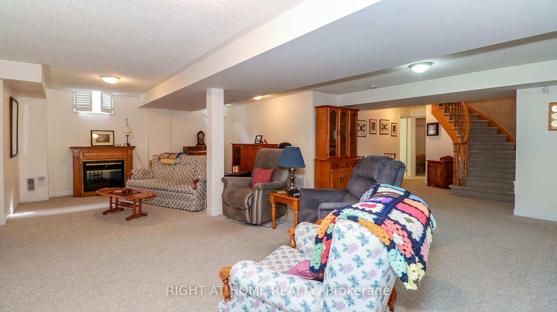 Photo 31 of 2037 Jans Boulevard, Innisfil, Alcona — HOMEH