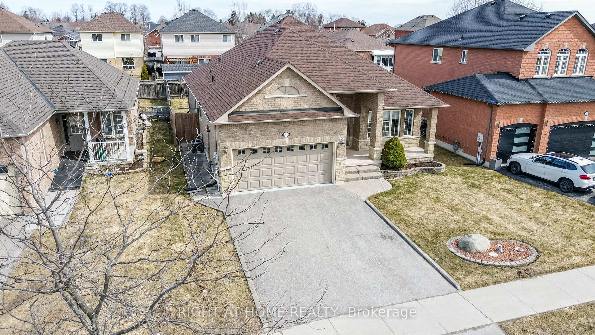 Photo 40 of 2037 Jans Boulevard, Innisfil, Alcona — HOMEH