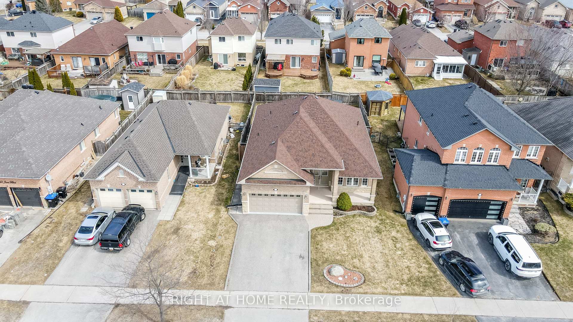 Photo 41 of 2037 Jans Boulevard, Innisfil, Alcona — HOMEH