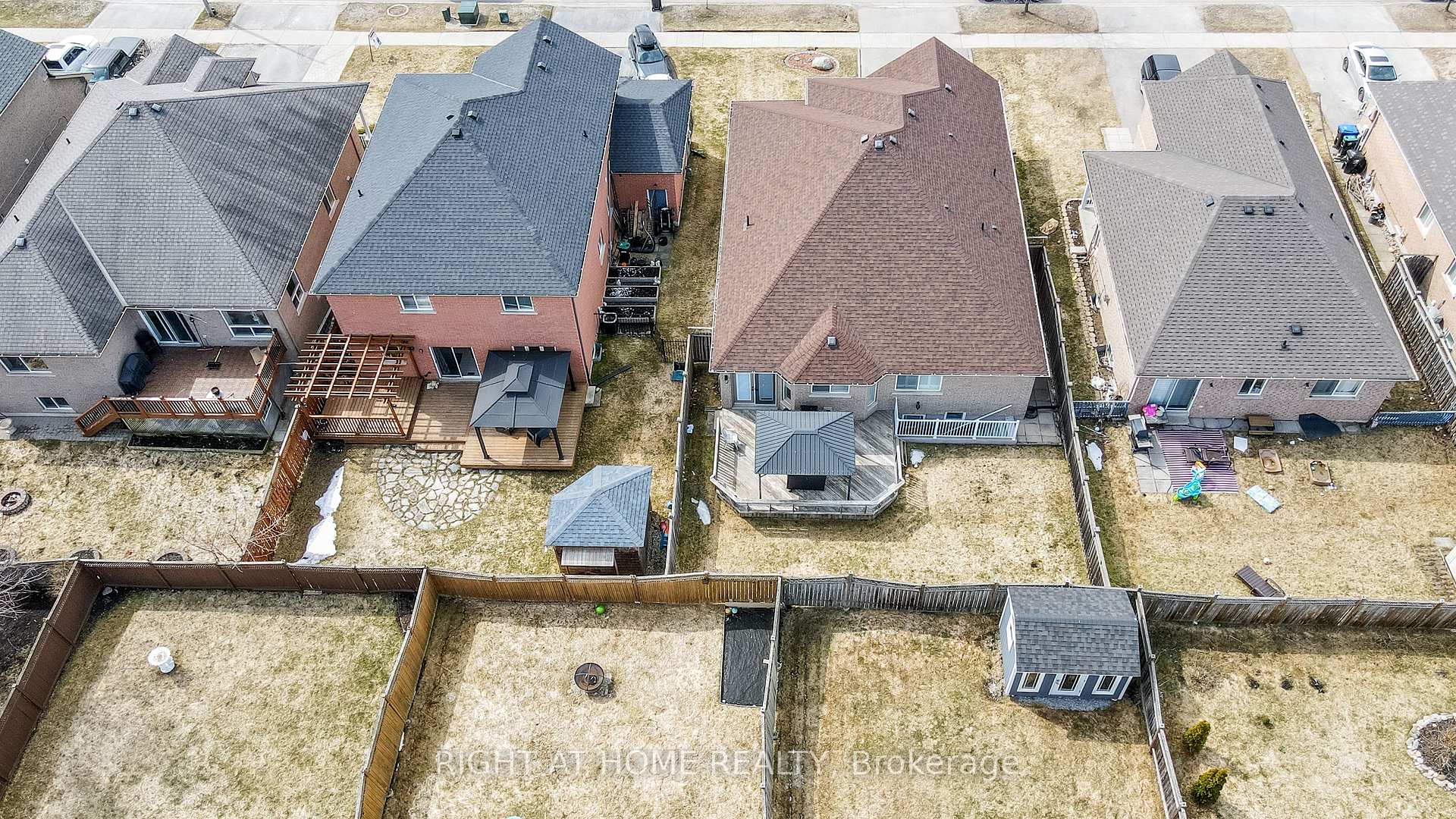 Photo 44 of 2037 Jans Boulevard, Innisfil, Alcona — HOMEH