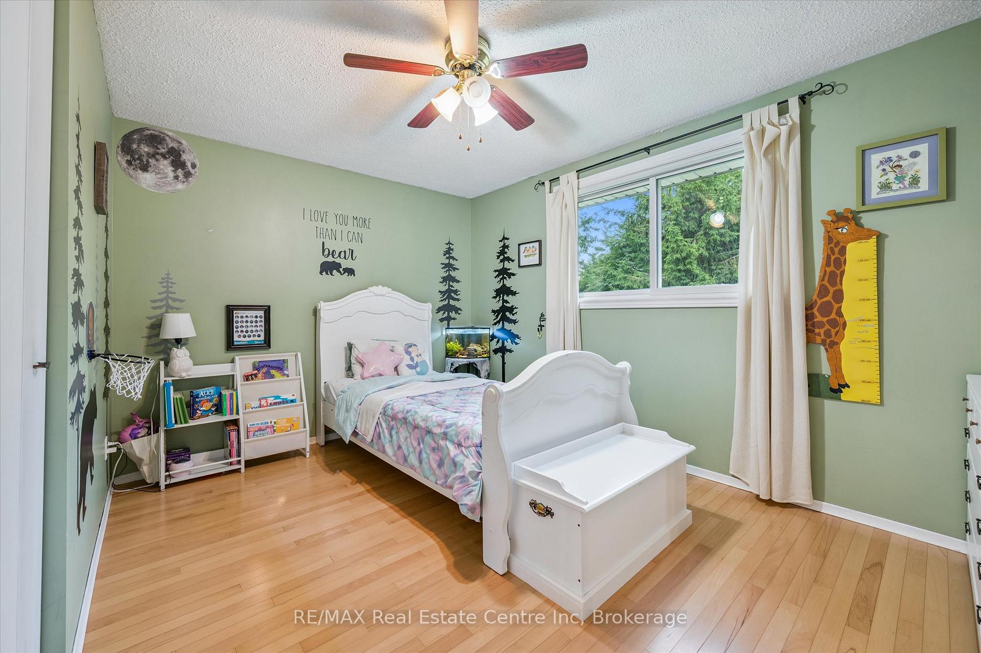 Photo 15 of 166 Winding Way, Kitchener — HOMEH