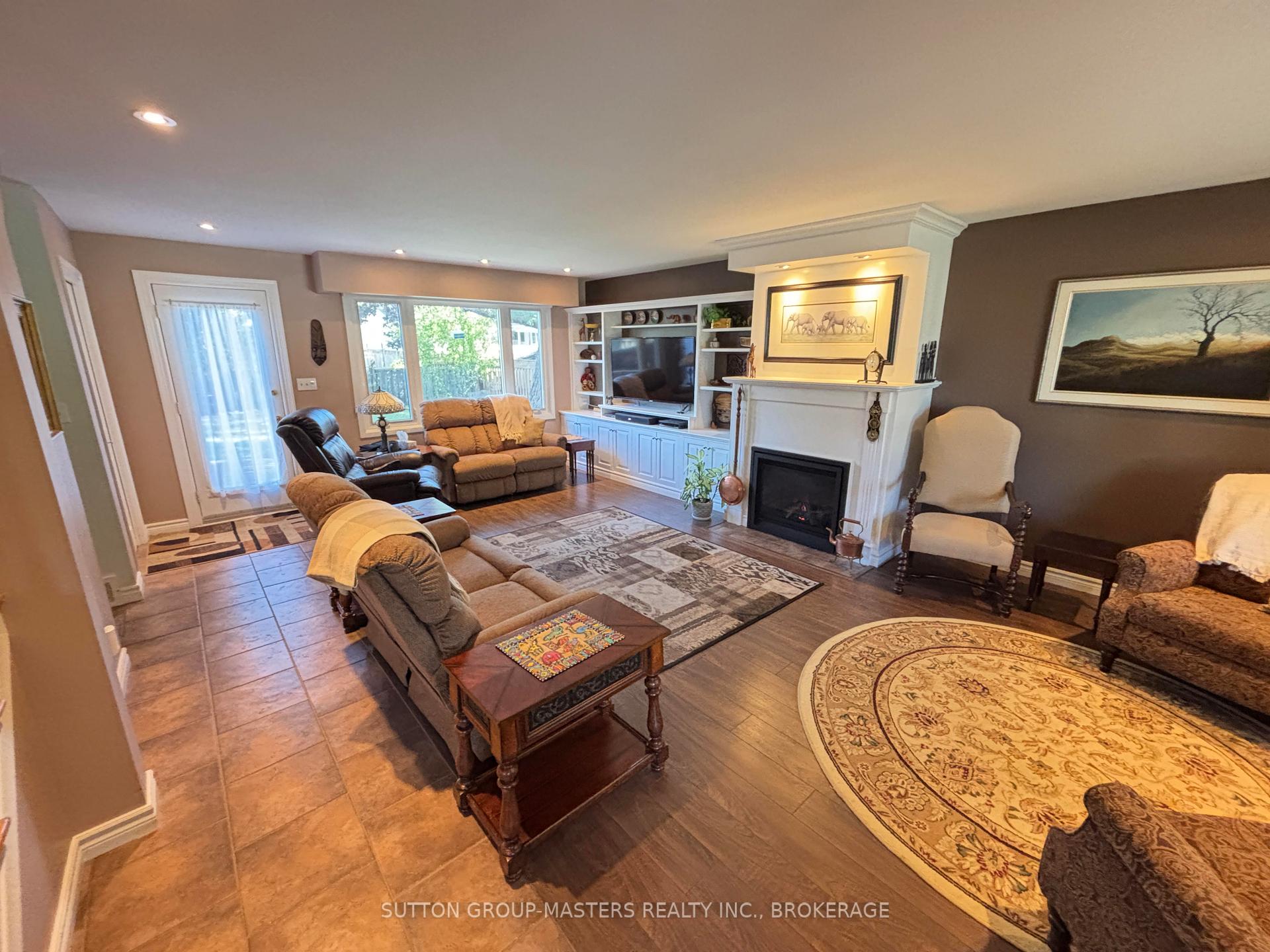 Photo 4 of 846 Kilburn Street, Kingston, South of Taylor-Kidd Blvd — HOMEH