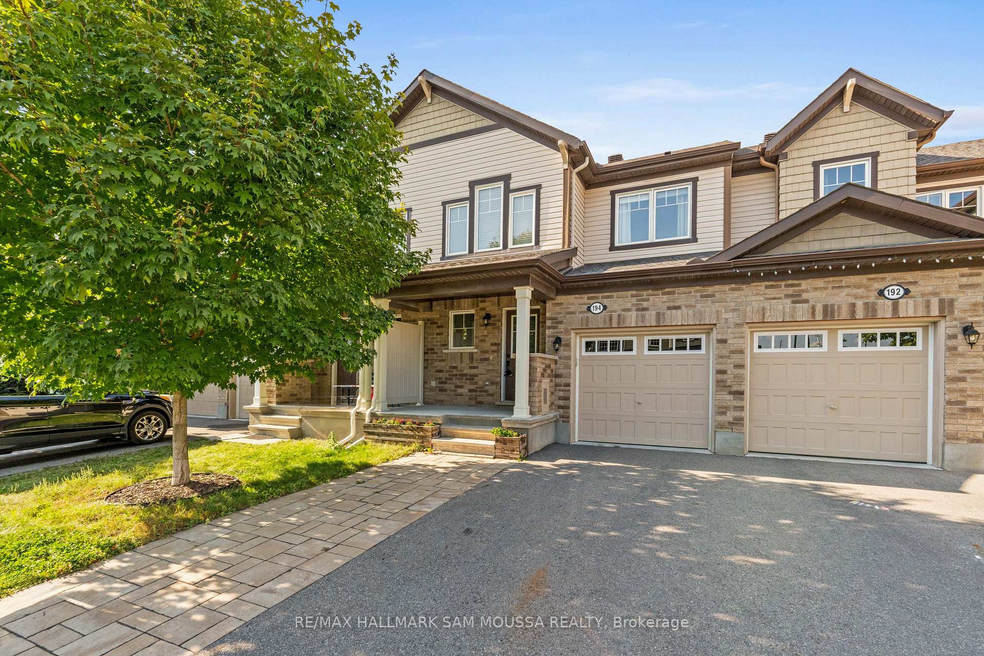 Photo 2 of 194 Conifer Creek Circle, Ottawa, Kanata - Emerald Meadows/Trailwest — HOMEH