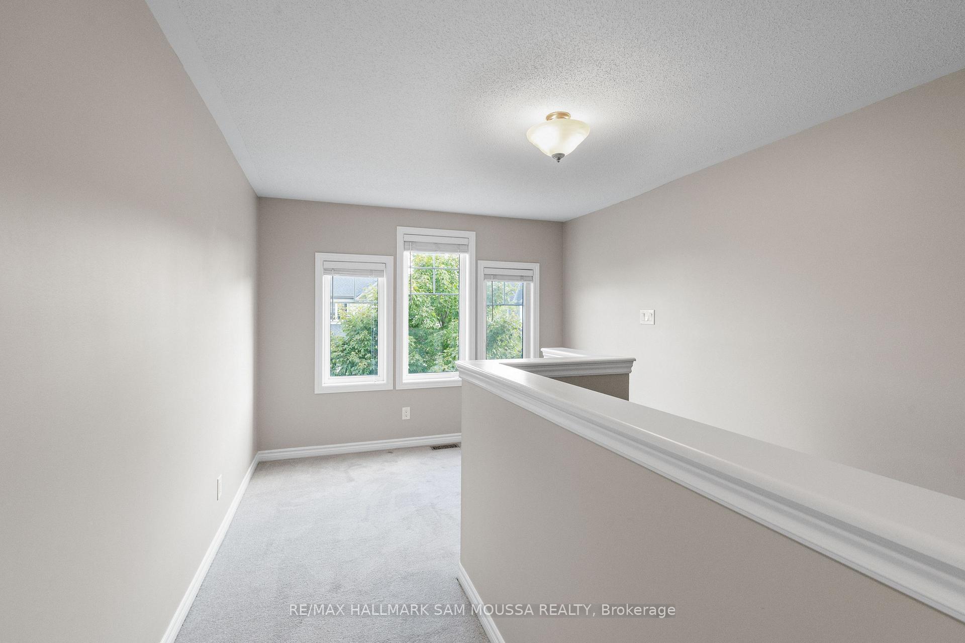 Photo 17 of 194 Conifer Creek Circle, Ottawa, Kanata - Emerald Meadows/Trailwest — HOMEH