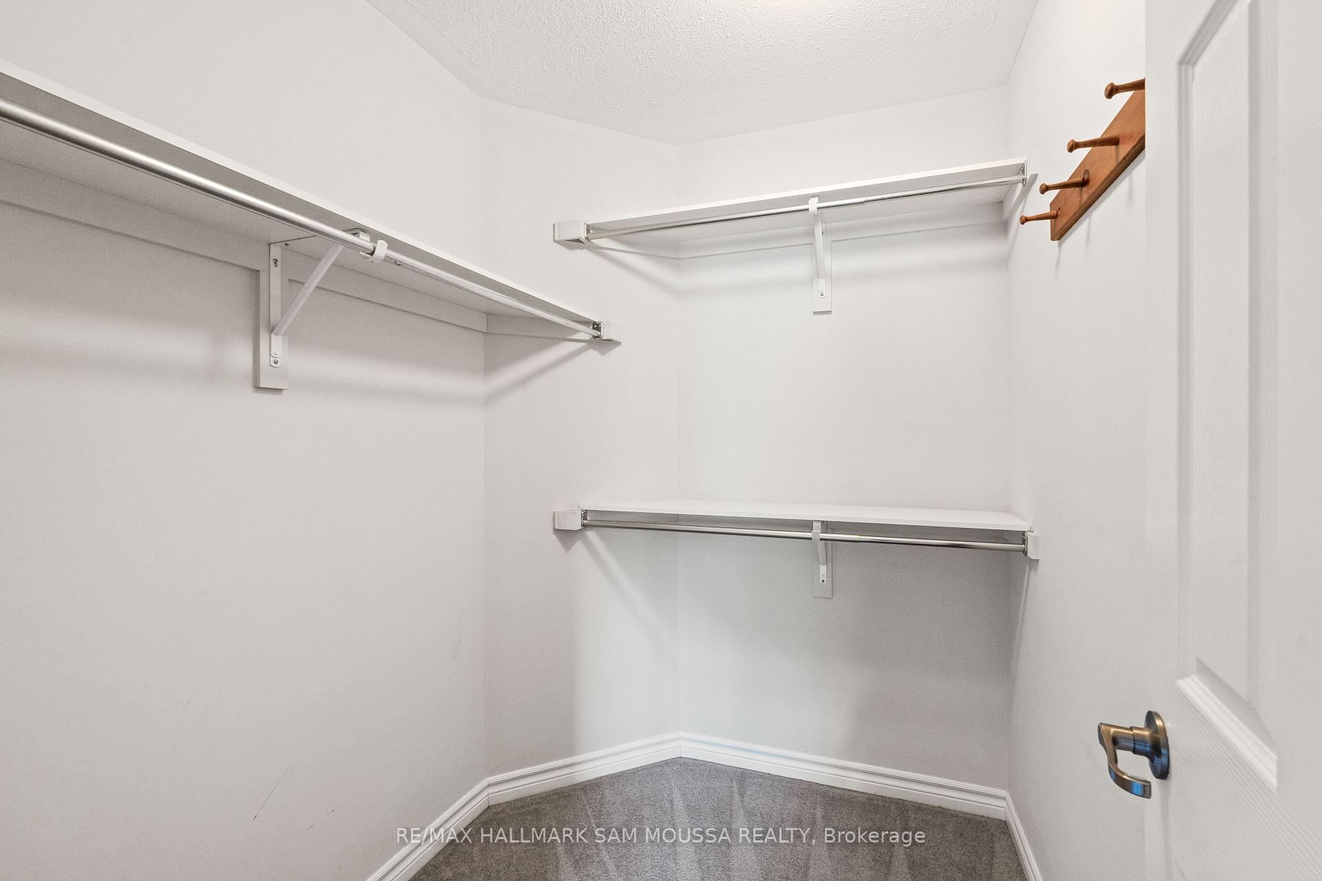 Photo 20 of 194 Conifer Creek Circle, Ottawa, Kanata - Emerald Meadows/Trailwest — HOMEH