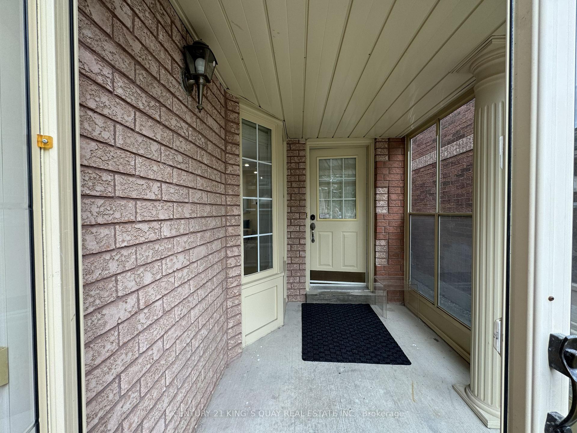 Photo 3 of 114 Greensboro Drive, Markham, Milliken Mills West — HOMEH
