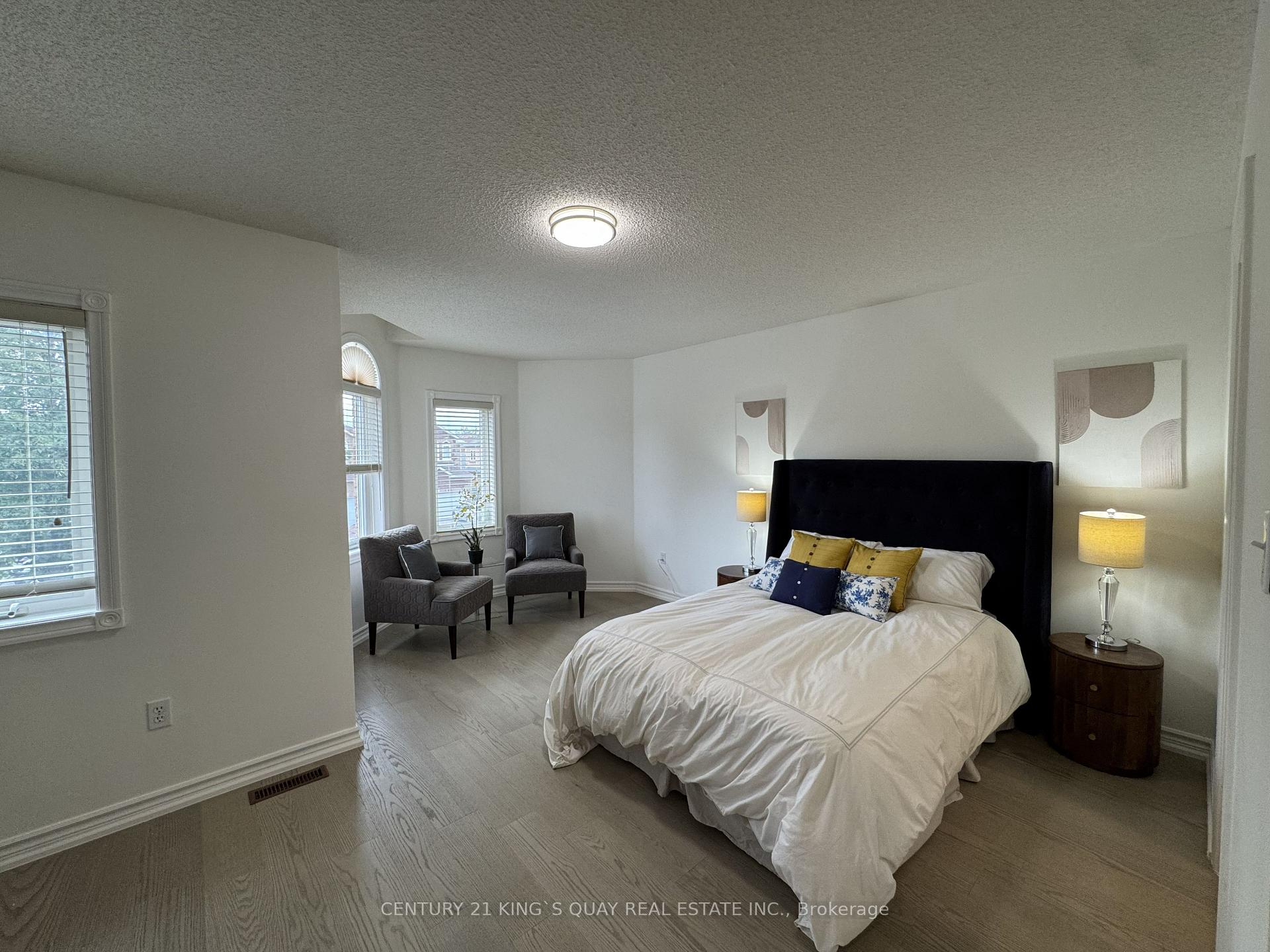 Photo 12 of 114 Greensboro Drive, Markham, Milliken Mills West — HOMEH