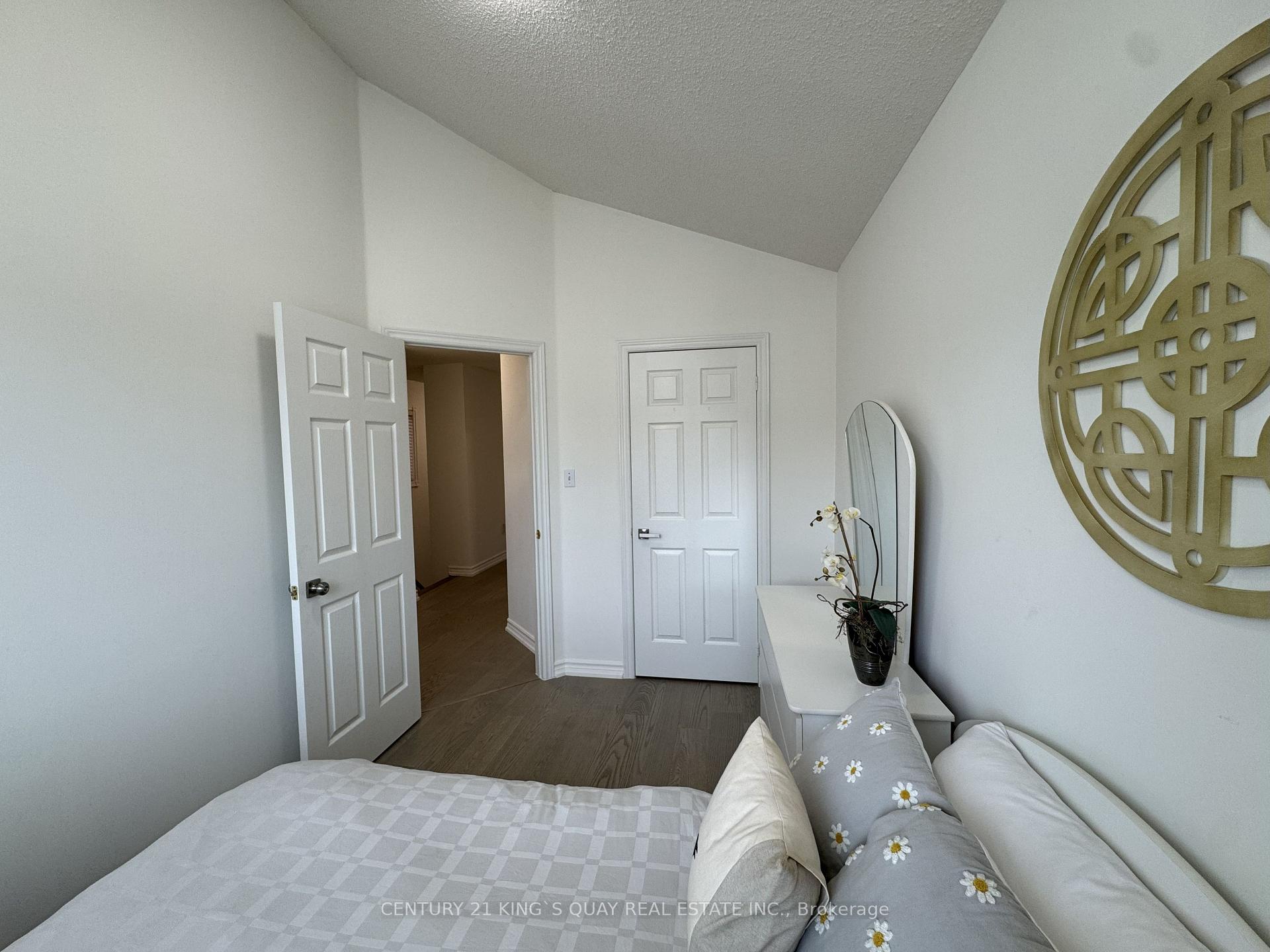 Photo 21 of 114 Greensboro Drive, Markham, Milliken Mills West — HOMEH