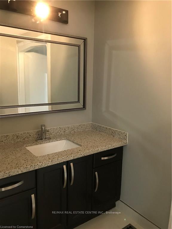 Photo 15 of 100 Periwinkle Street, Kitchener — HOMEH