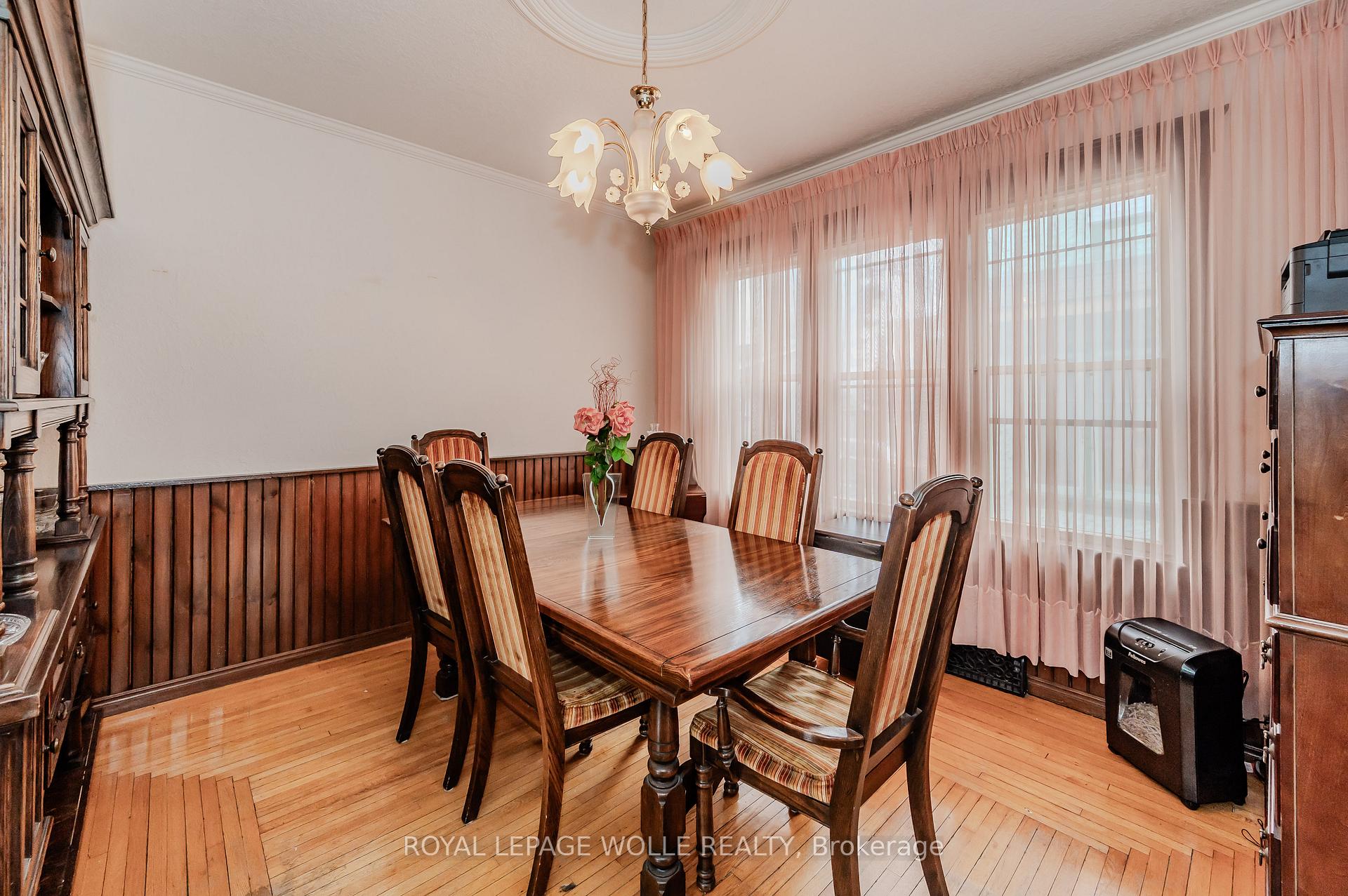 Photo 11 of 51 Cedar Street N, Kitchener — HOMEH
