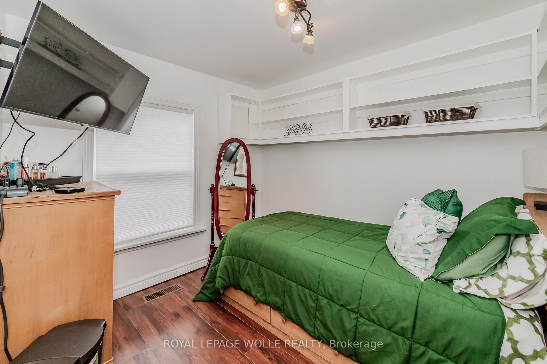 Photo 16 of 51 Cedar Street N, Kitchener — HOMEH