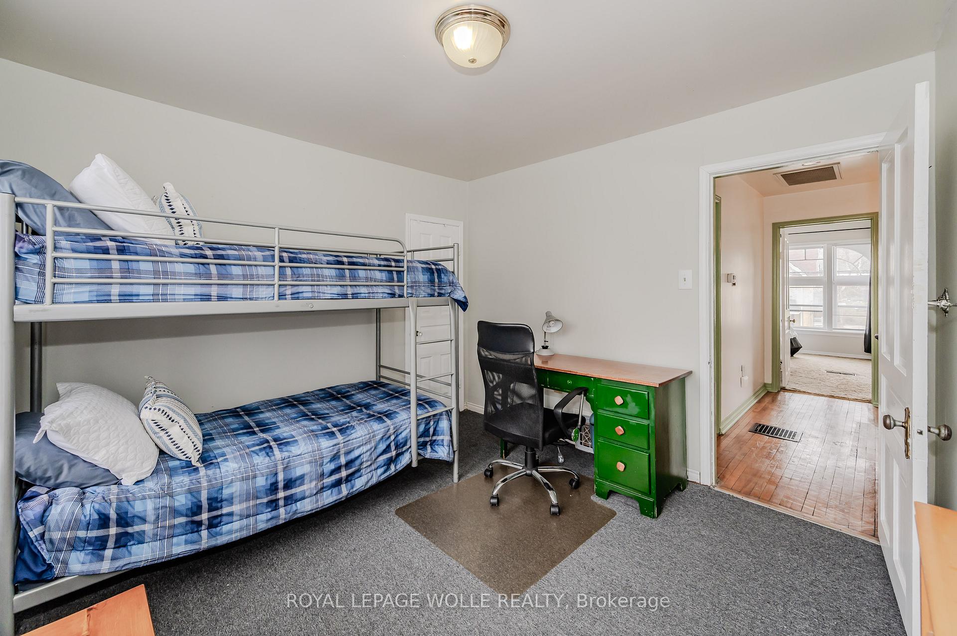 Photo 21 of 51 Cedar Street N, Kitchener — HOMEH