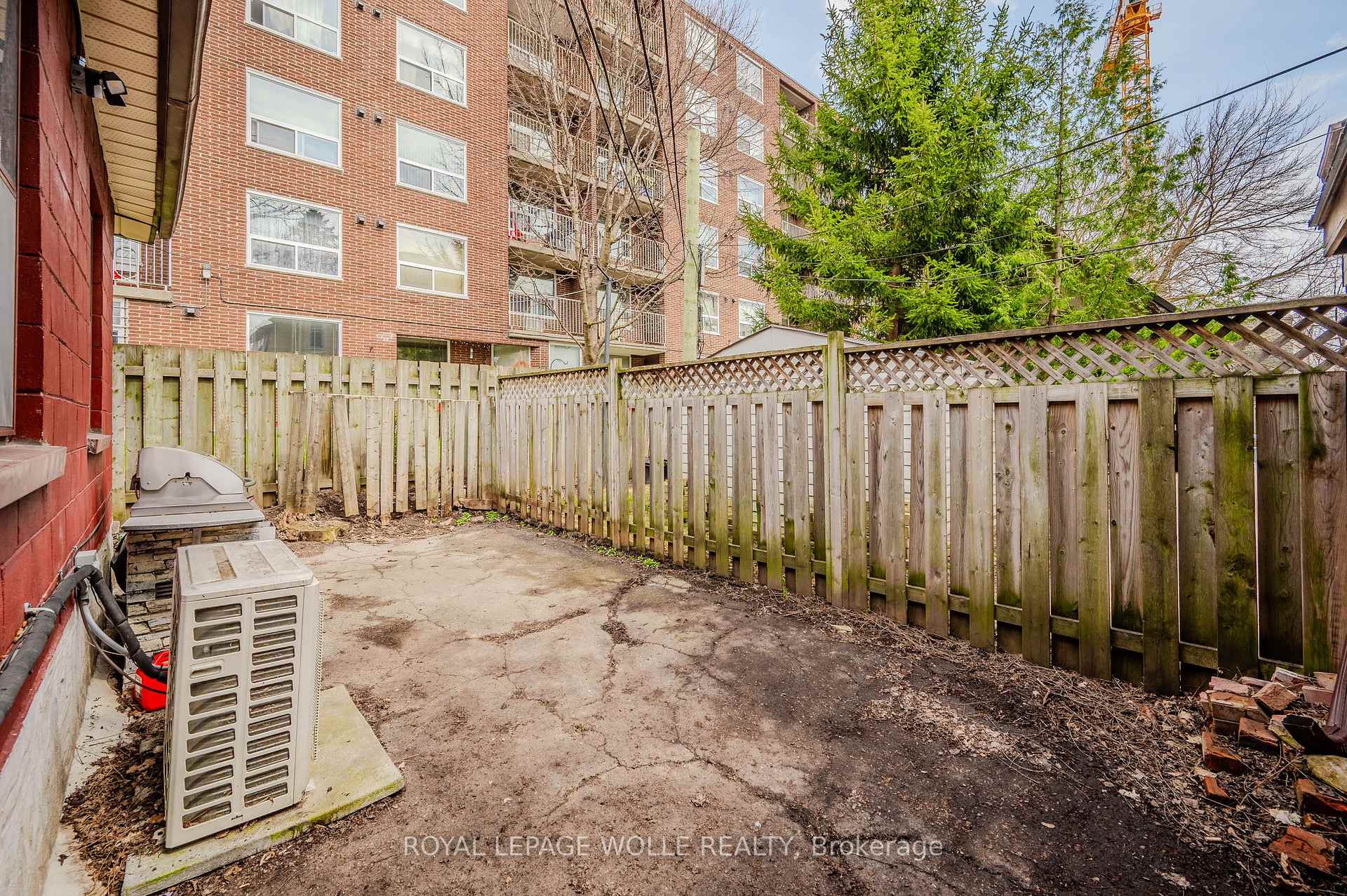 Photo 35 of 51 Cedar Street N, Kitchener — HOMEH
