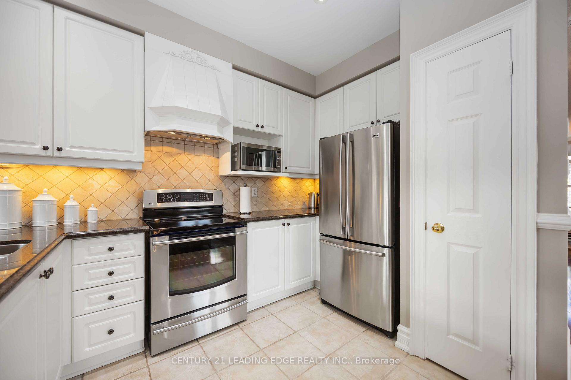 Photo 16 of 45 Bruce Creek Drive, Markham, Angus Glen — HOMEH