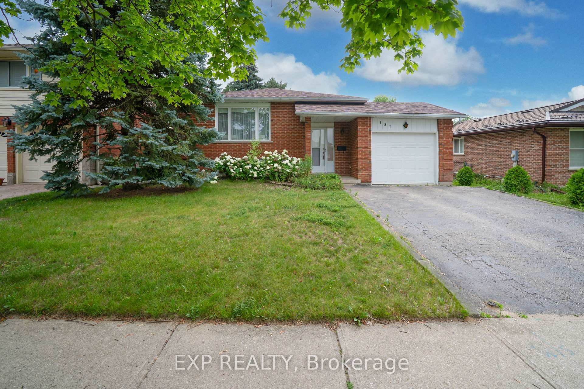 Photo 1 of 131 Countryside Crescent, Kitchener — HOMEH