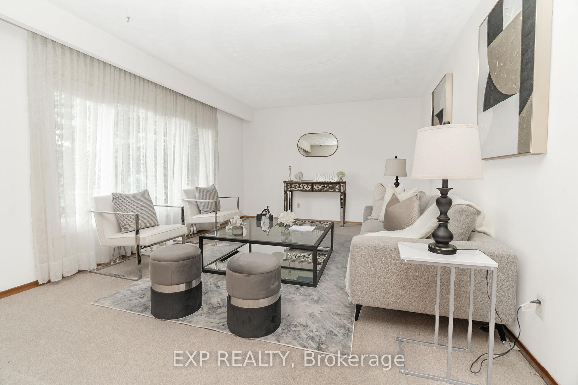 Photo 4 of 131 Countryside Crescent, Kitchener — HOMEH