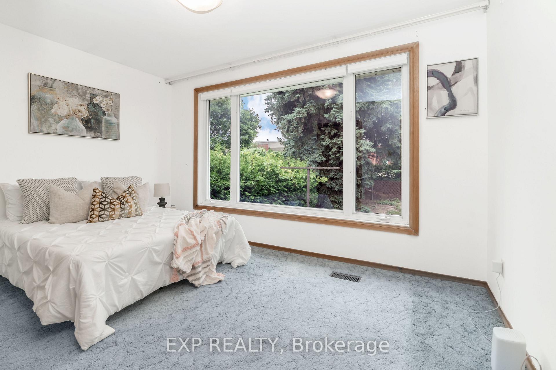 Photo 11 of 131 Countryside Crescent, Kitchener — HOMEH