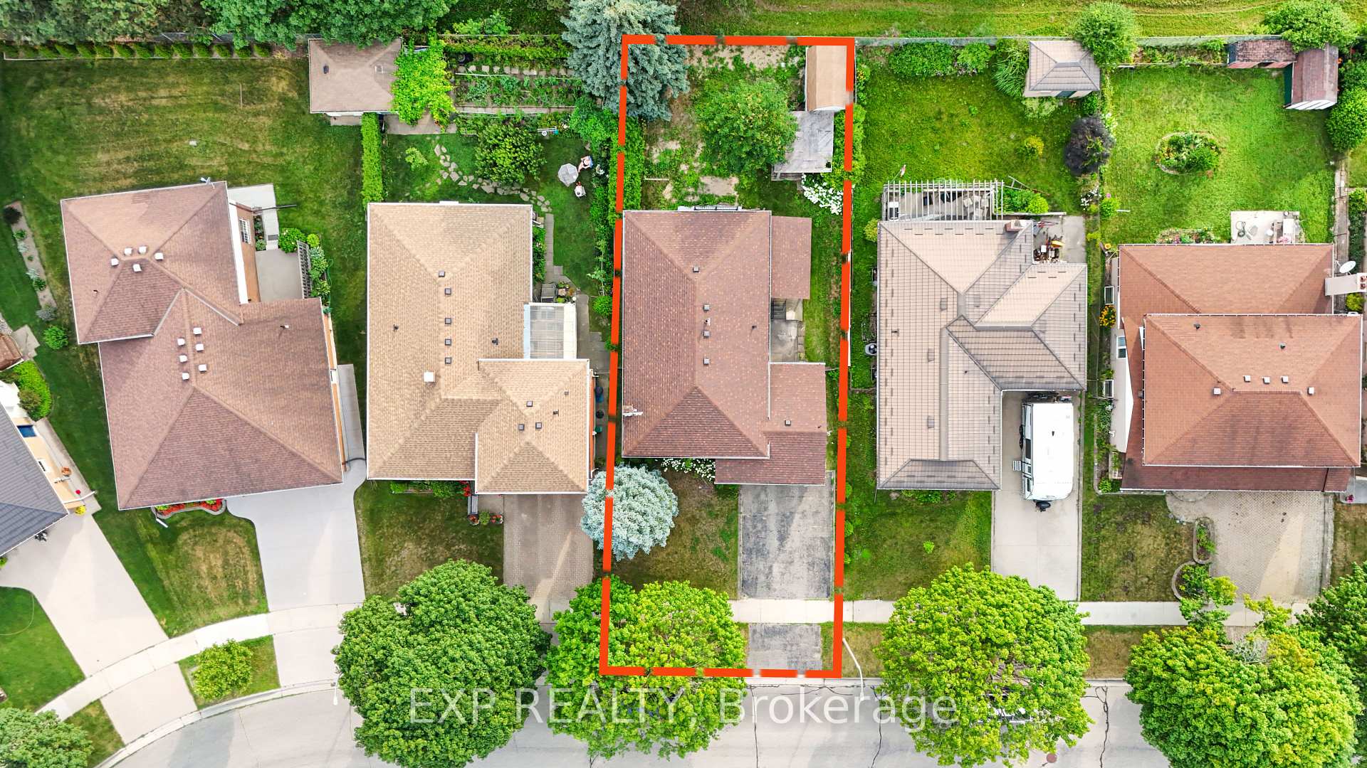 Photo 32 of 131 Countryside Crescent, Kitchener — HOMEH