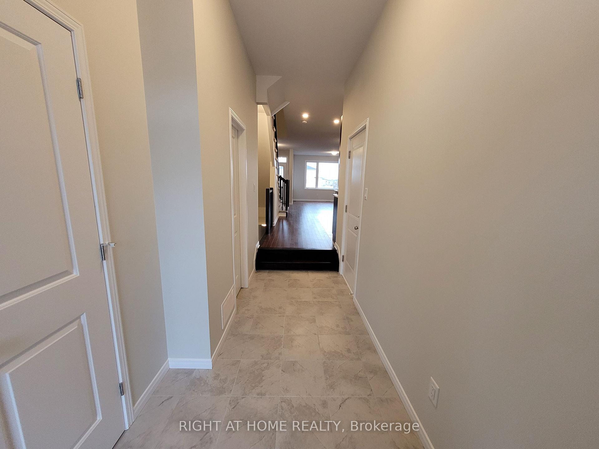 Photo 2 of 441 Cope Drive, Ottawa, Kanata - Emerald Meadows/Trailwest — HOMEH