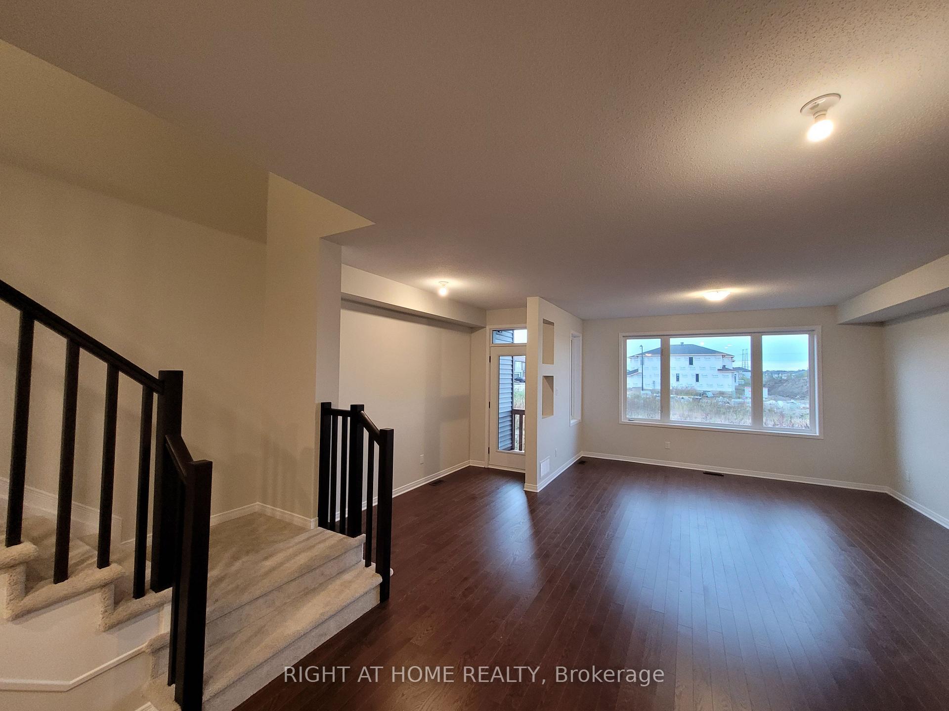 Photo 8 of 441 Cope Drive, Ottawa, Kanata - Emerald Meadows/Trailwest — HOMEH