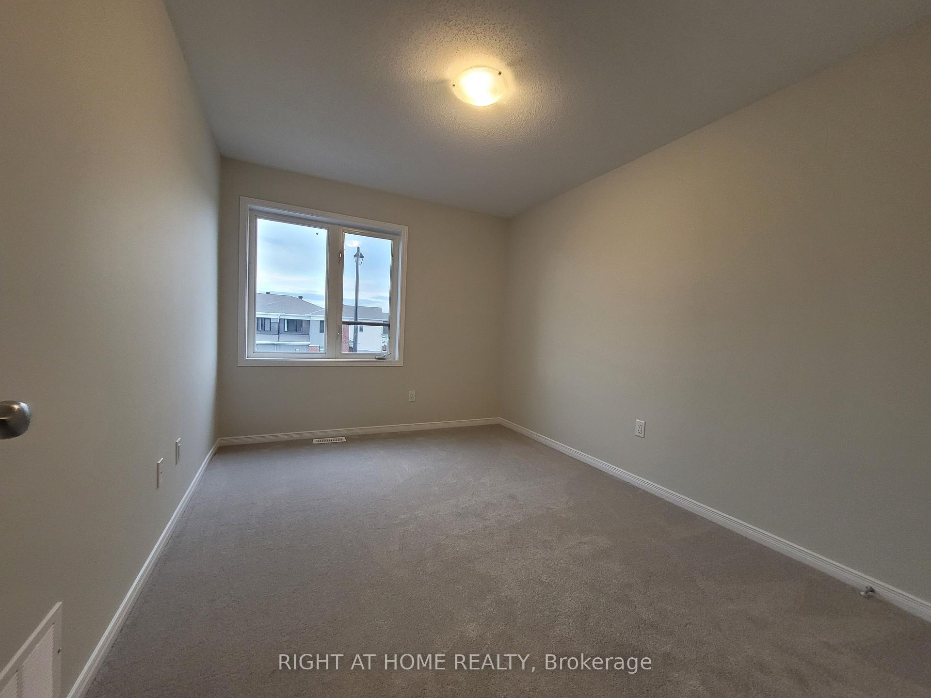 Photo 16 of 441 Cope Drive, Ottawa, Kanata - Emerald Meadows/Trailwest — HOMEH