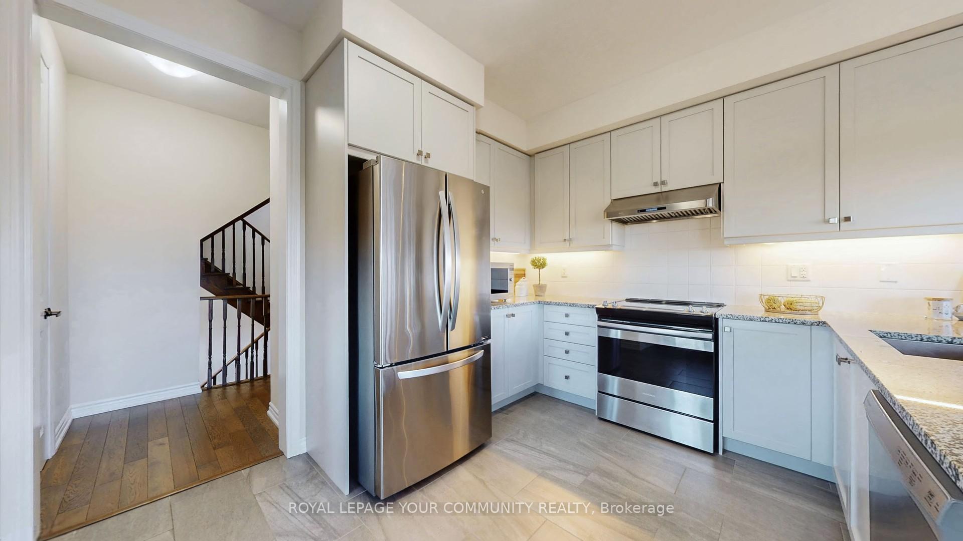 Photo 10 of 32 Delft Drive, Markham, Victoria Square — HOMEH