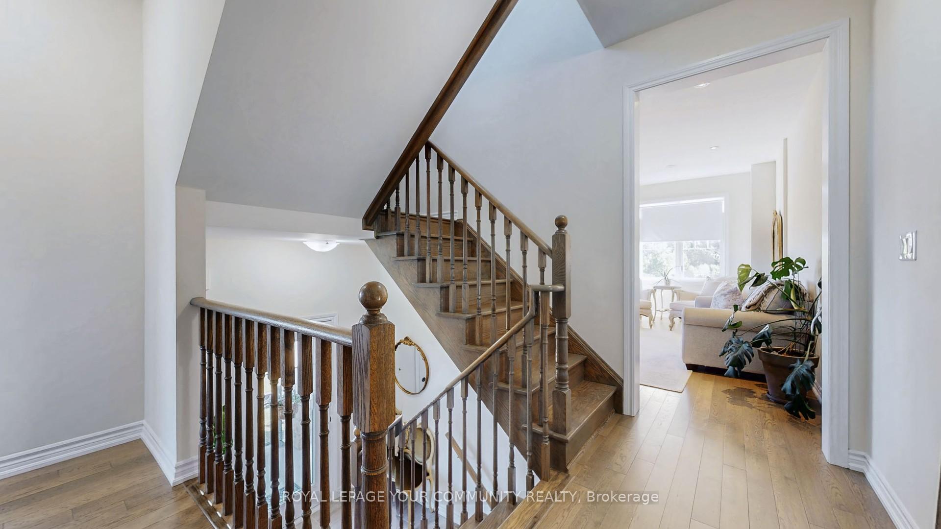 Photo 19 of 32 Delft Drive, Markham, Victoria Square — HOMEH