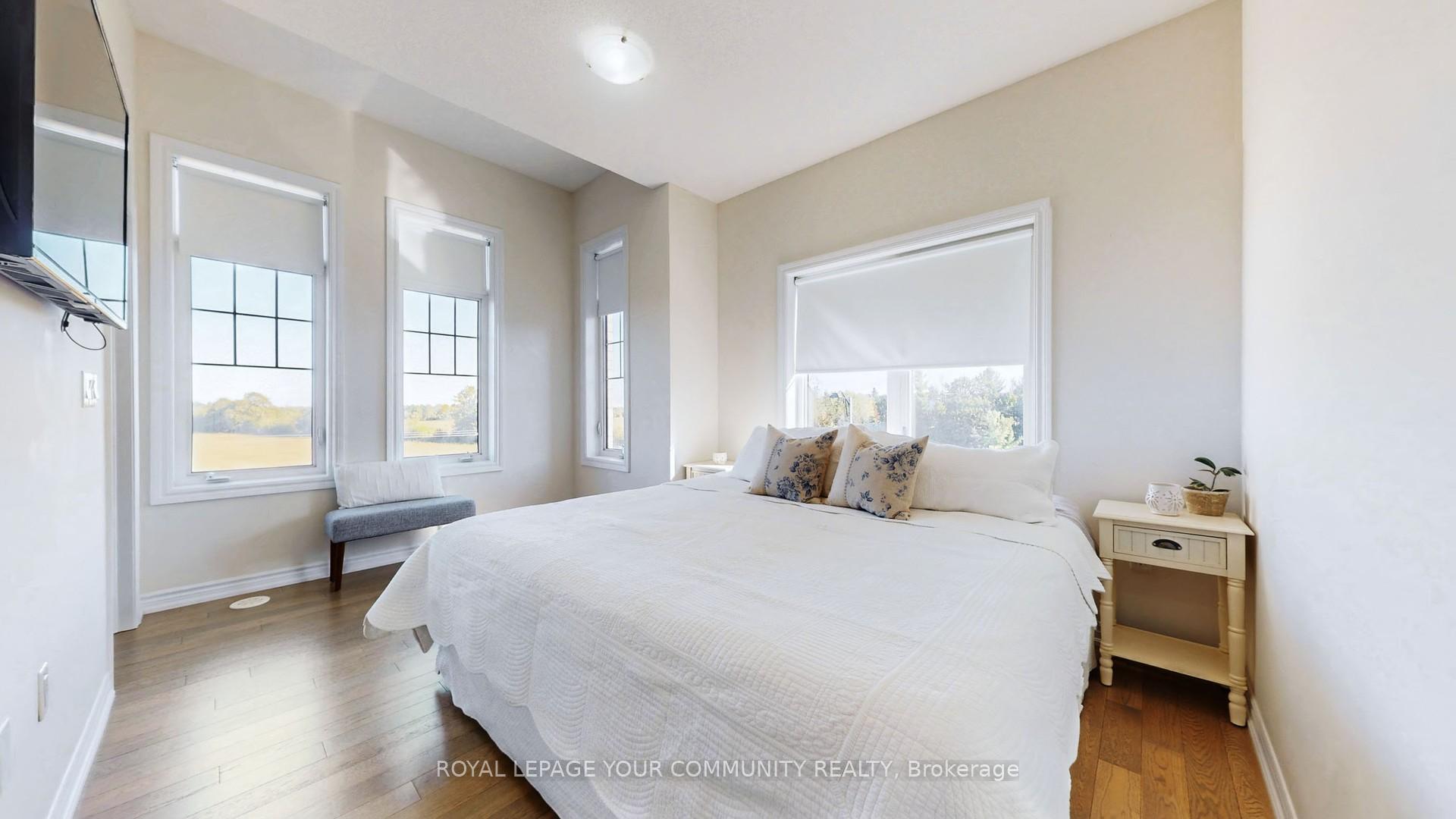 Photo 21 of 32 Delft Drive, Markham, Victoria Square — HOMEH