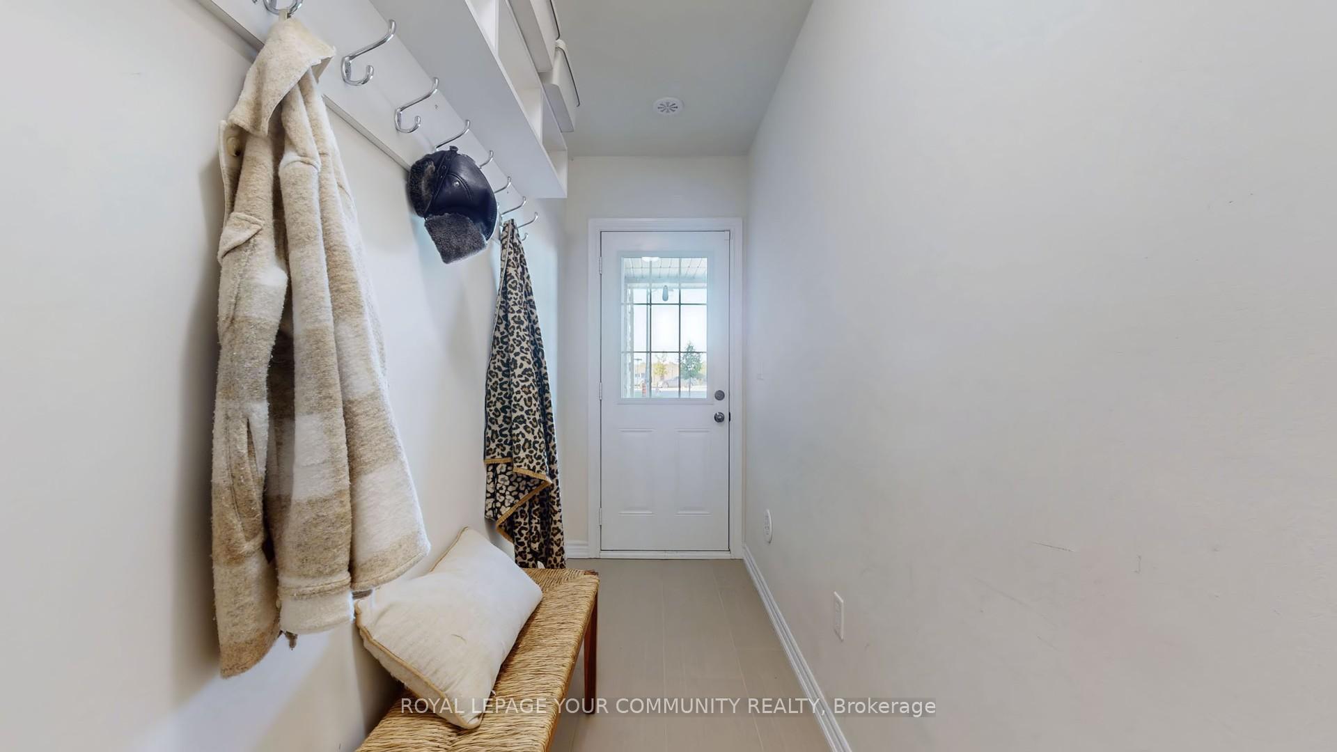 Photo 31 of 32 Delft Drive, Markham, Victoria Square — HOMEH