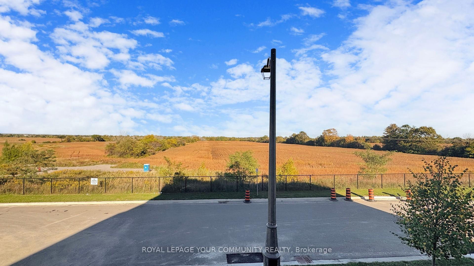 Photo 35 of 32 Delft Drive, Markham, Victoria Square — HOMEH