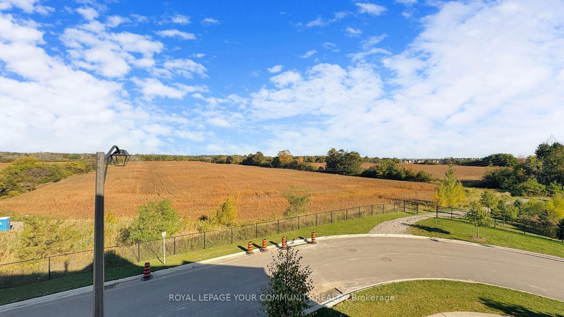 Photo 36 of 32 Delft Drive, Markham, Victoria Square — HOMEH