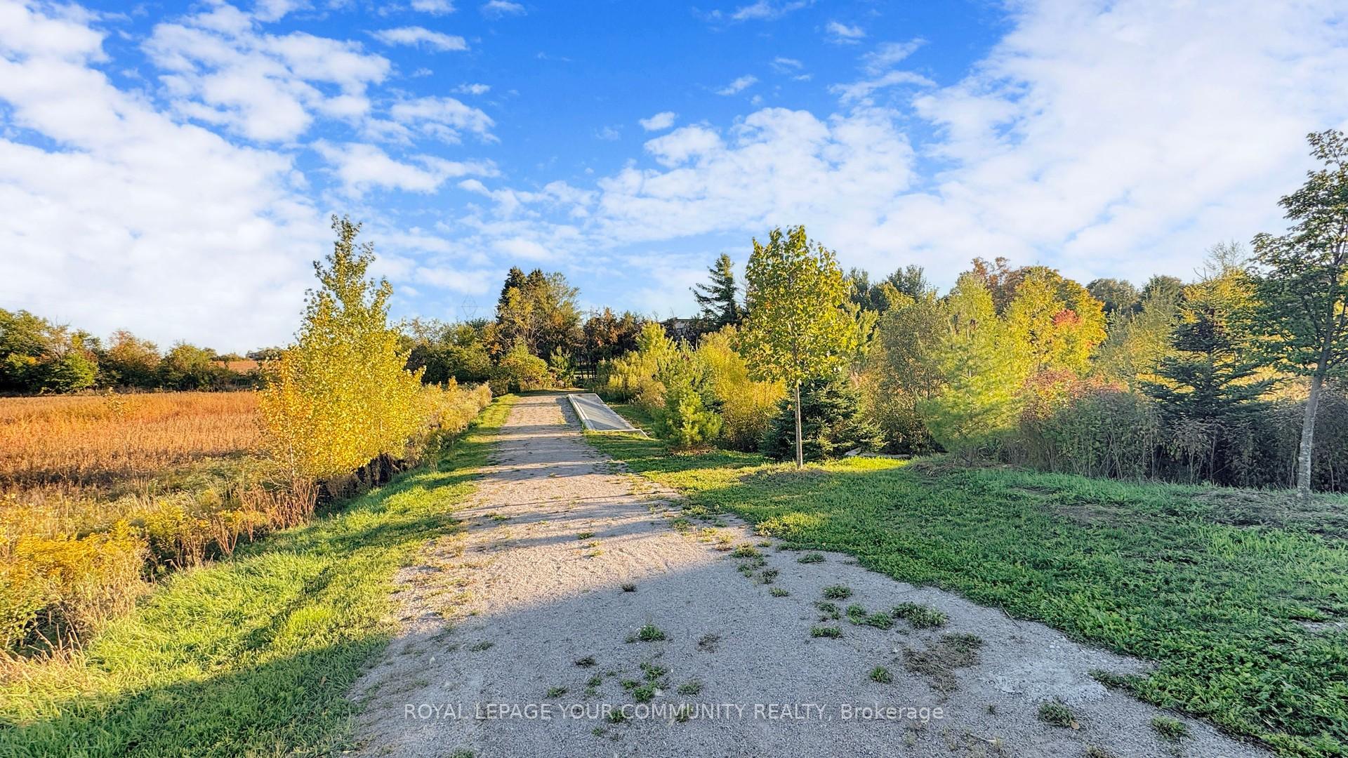 Photo 40 of 32 Delft Drive, Markham, Victoria Square — HOMEH