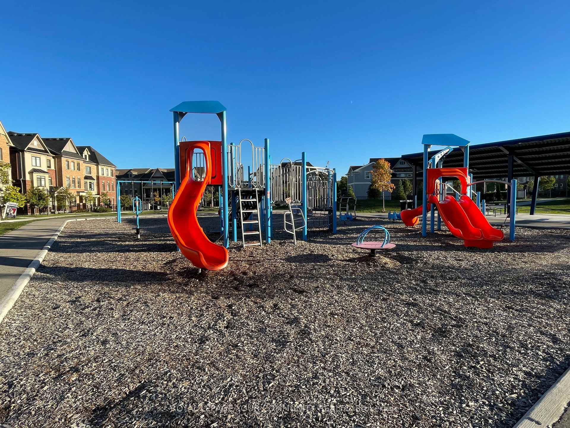 Photo 49 of 32 Delft Drive, Markham, Victoria Square — HOMEH