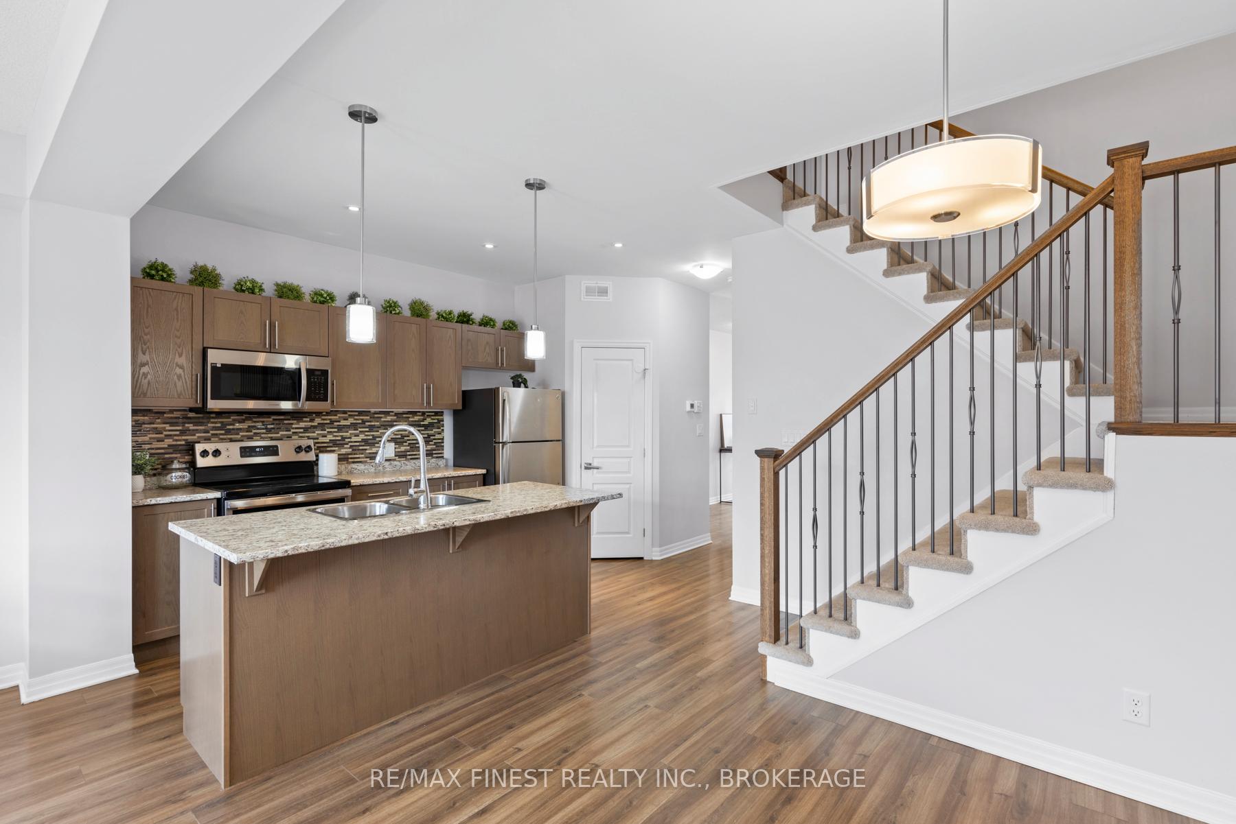 Photo 10 of 937 Riverview Way, Kingston, Kingston East (Incl Barret Crt) — HOMEH