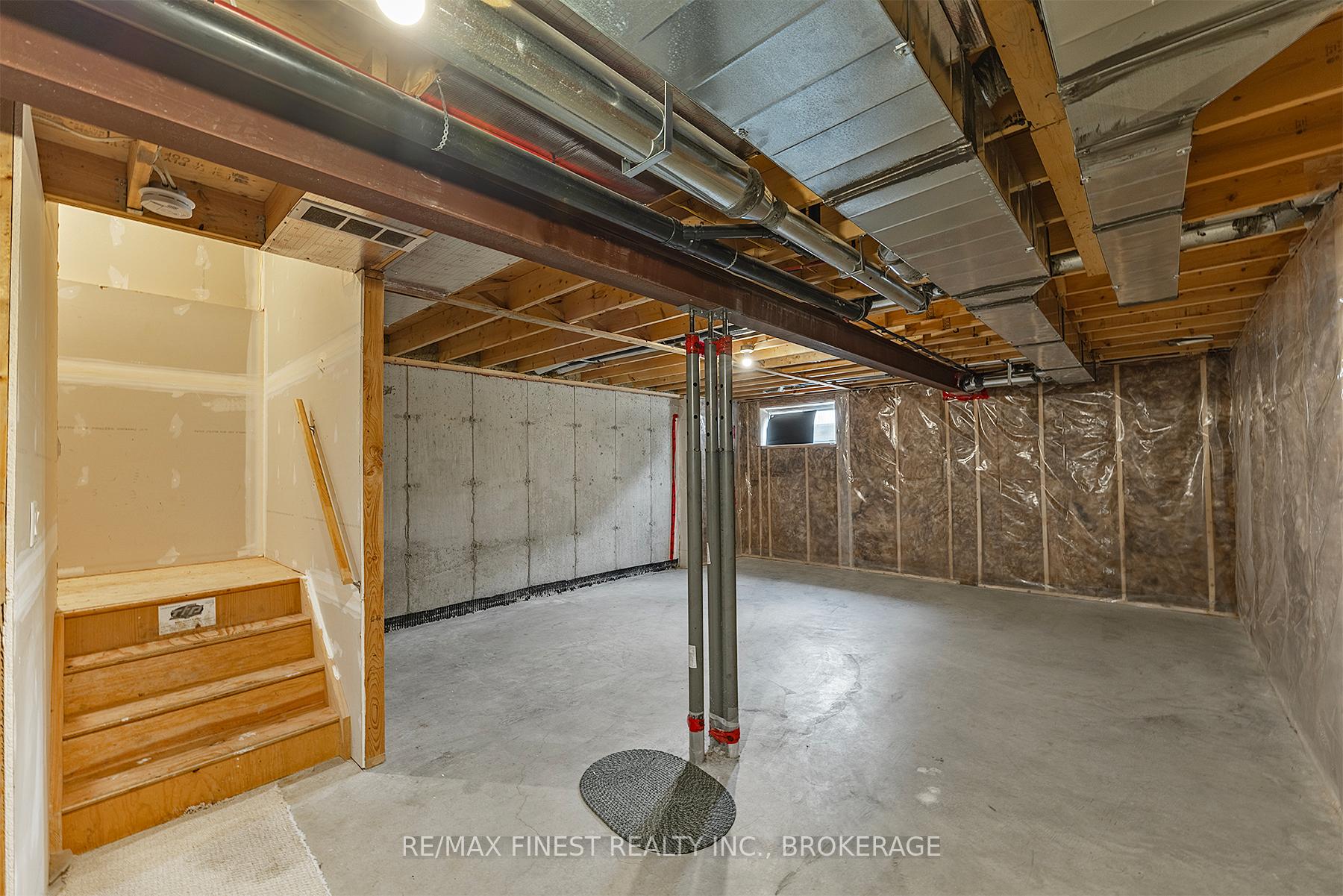 Photo 37 of 937 Riverview Way, Kingston, Kingston East (Incl Barret Crt) — HOMEH