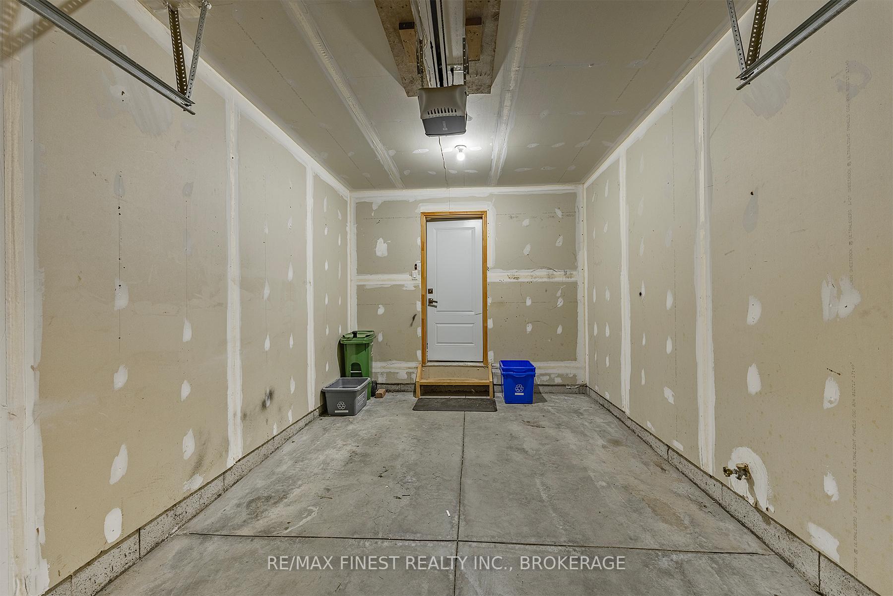 Photo 42 of 937 Riverview Way, Kingston, Kingston East (Incl Barret Crt) — HOMEH
