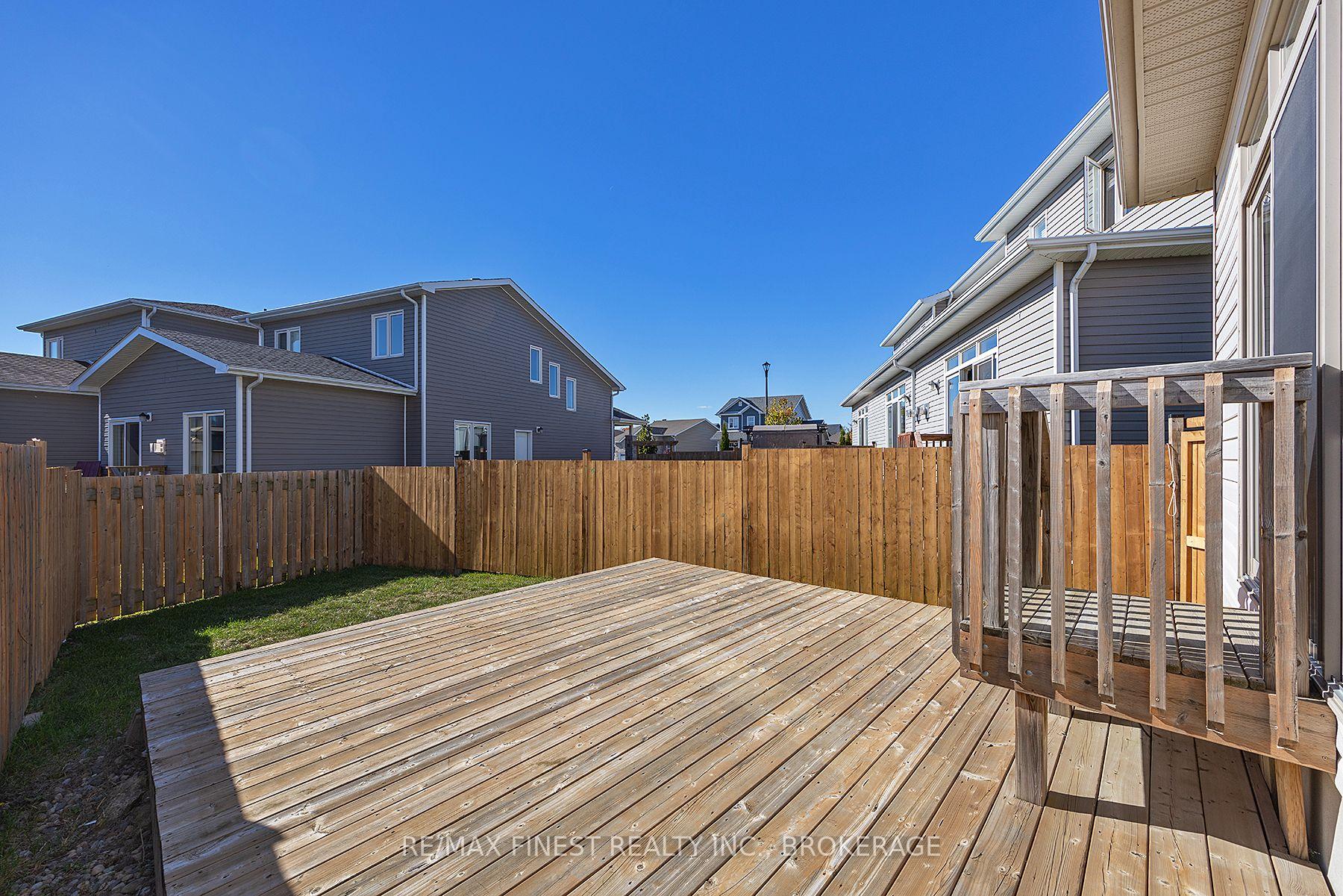 Photo 47 of 937 Riverview Way, Kingston, Kingston East (Incl Barret Crt) — HOMEH
