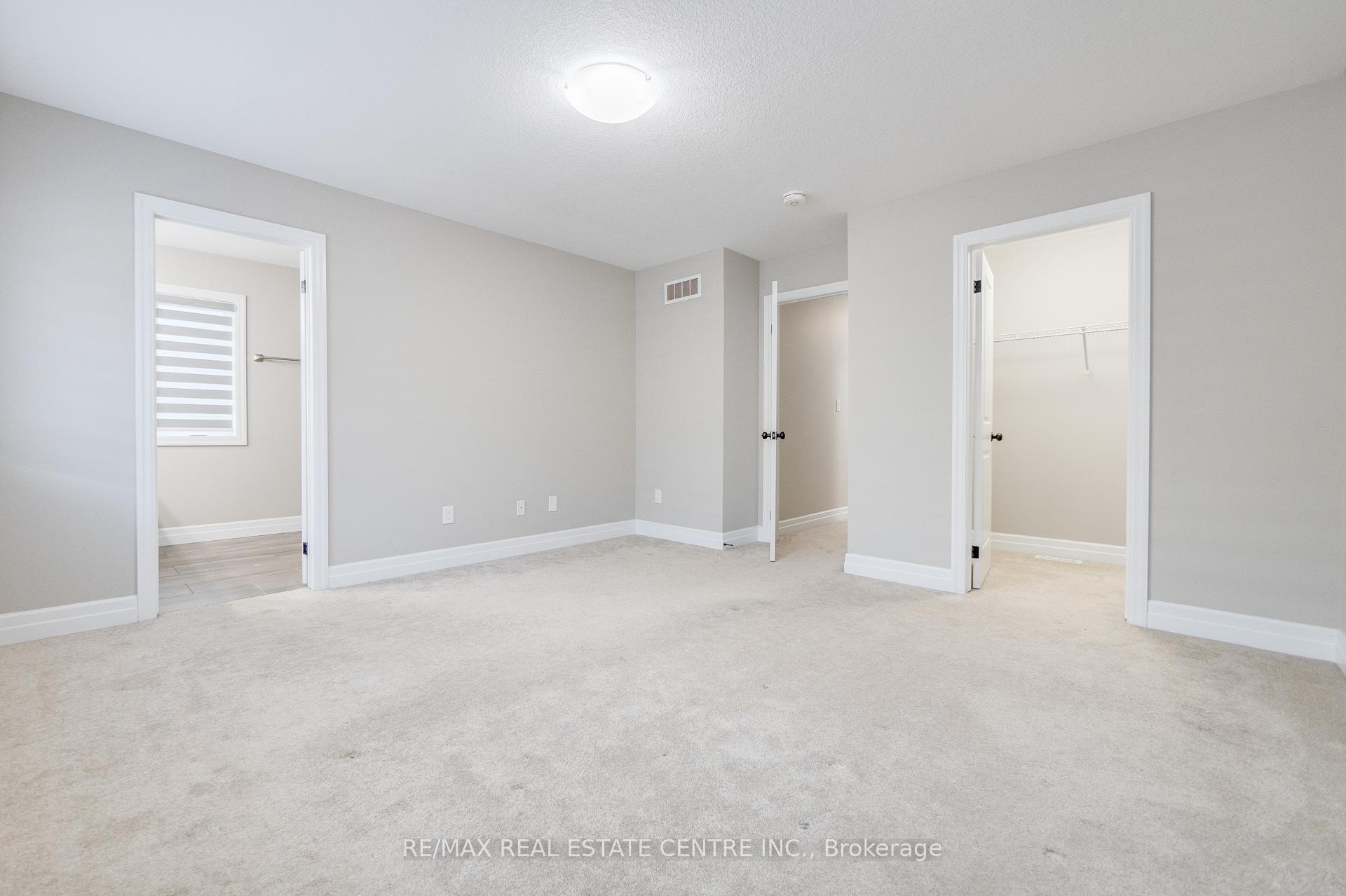 Photo 12 of 168 Hollybrook Trail, Kitchener, Doon South — HOMEH