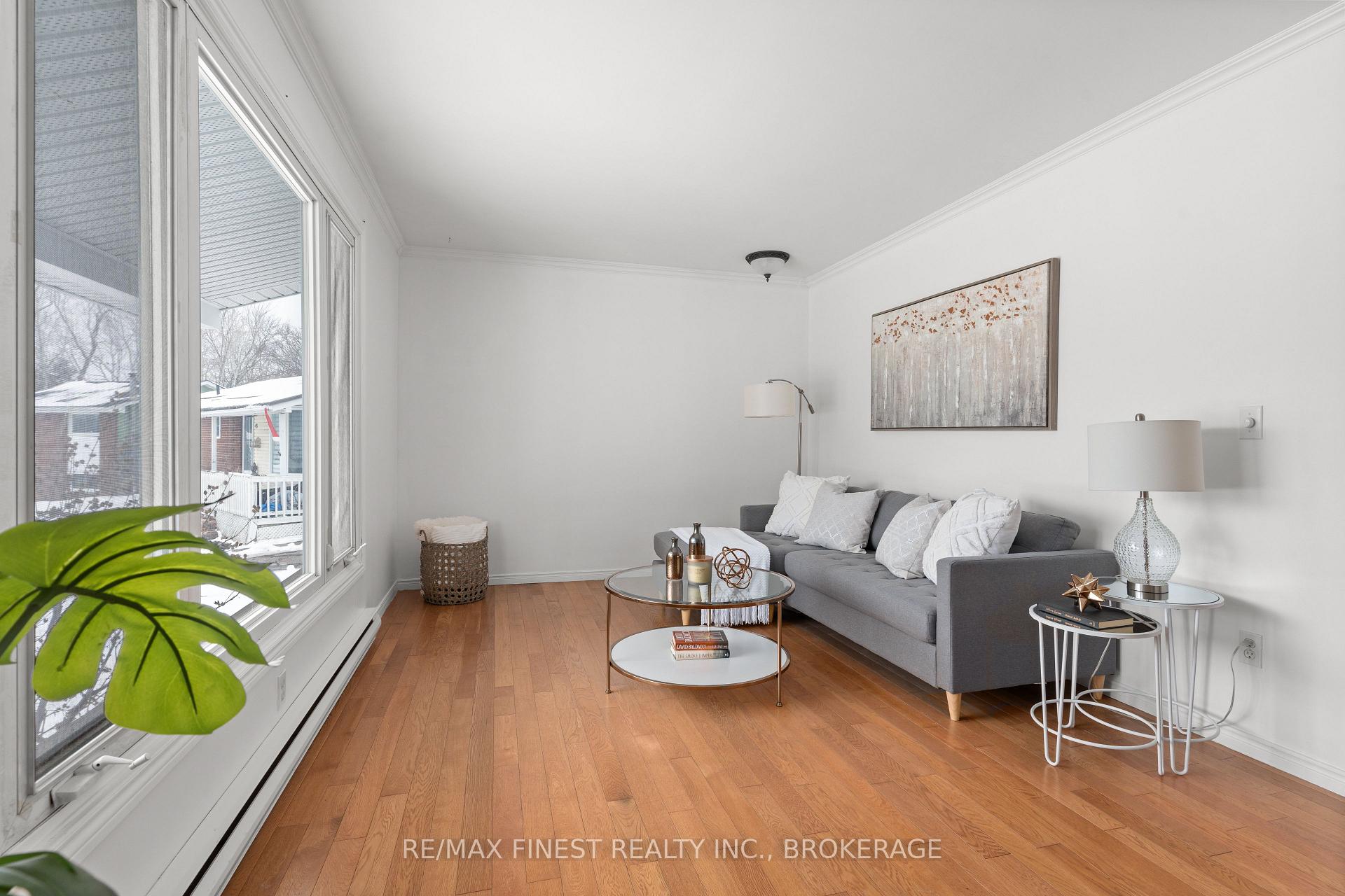 Photo 11 of 39 Bakers Lane, Loyalist, Amherstview — HOMEH