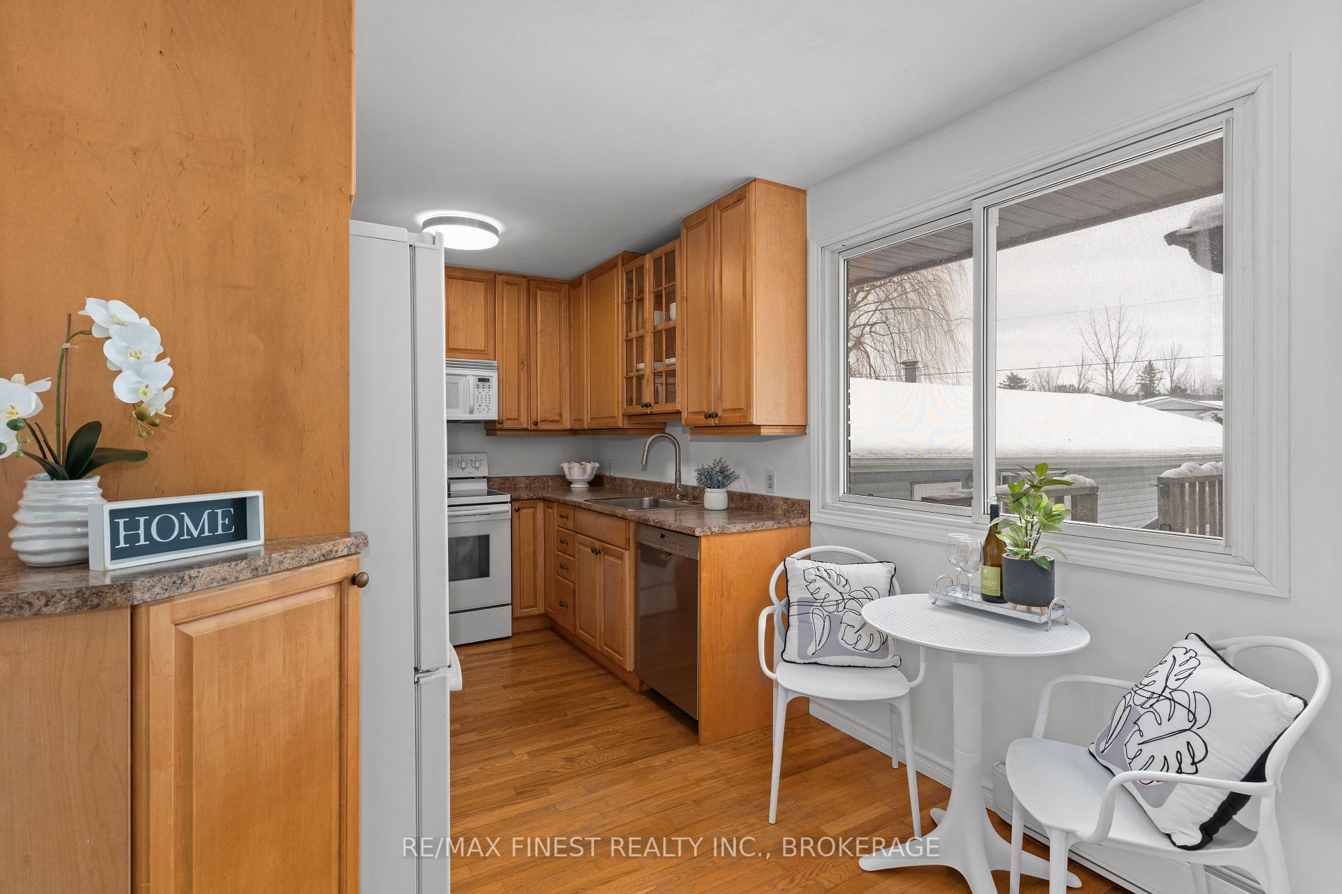 Photo 15 of 39 Bakers Lane, Loyalist, Amherstview — HOMEH