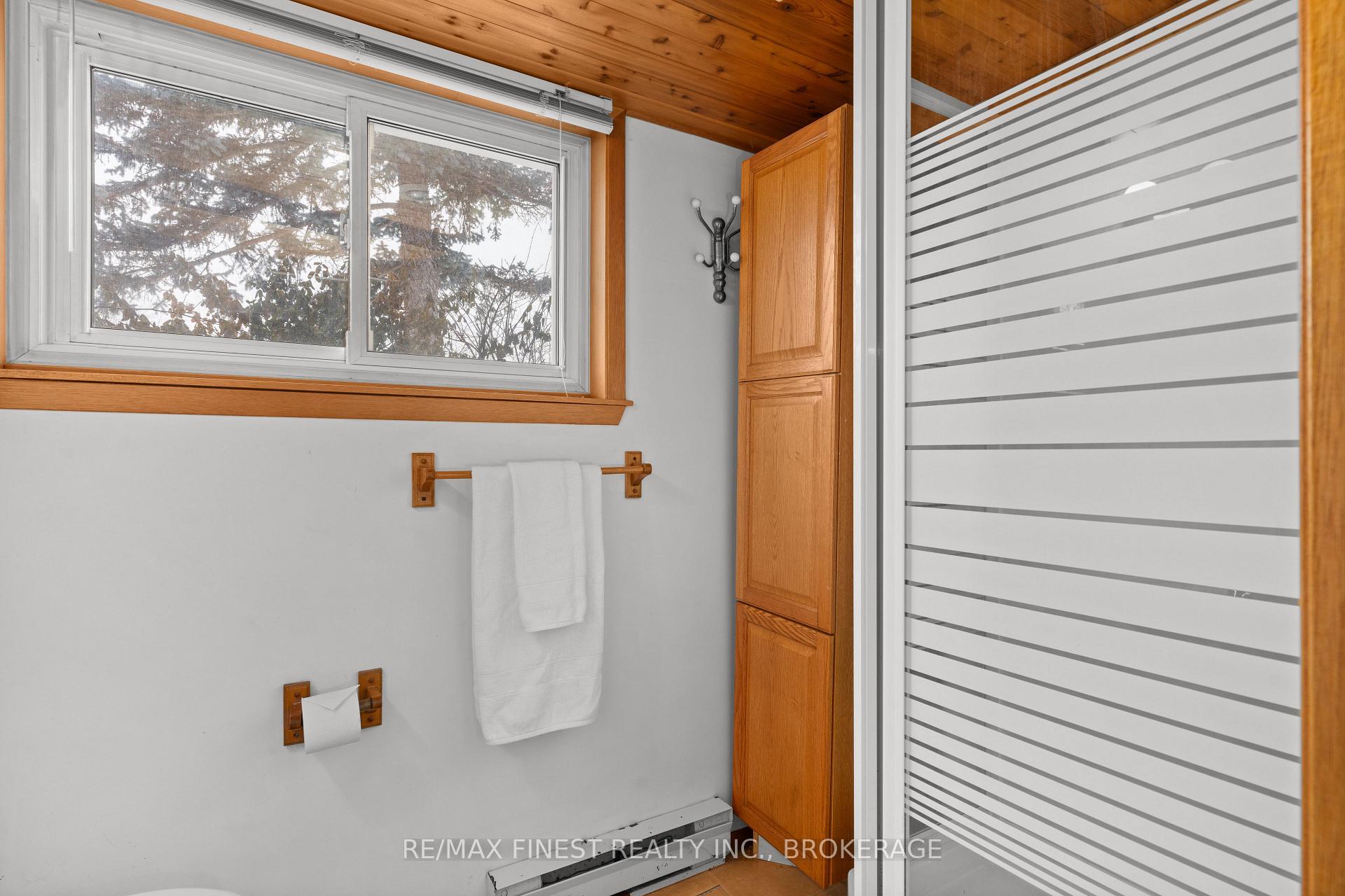 Photo 32 of 39 Bakers Lane, Loyalist, Amherstview — HOMEH