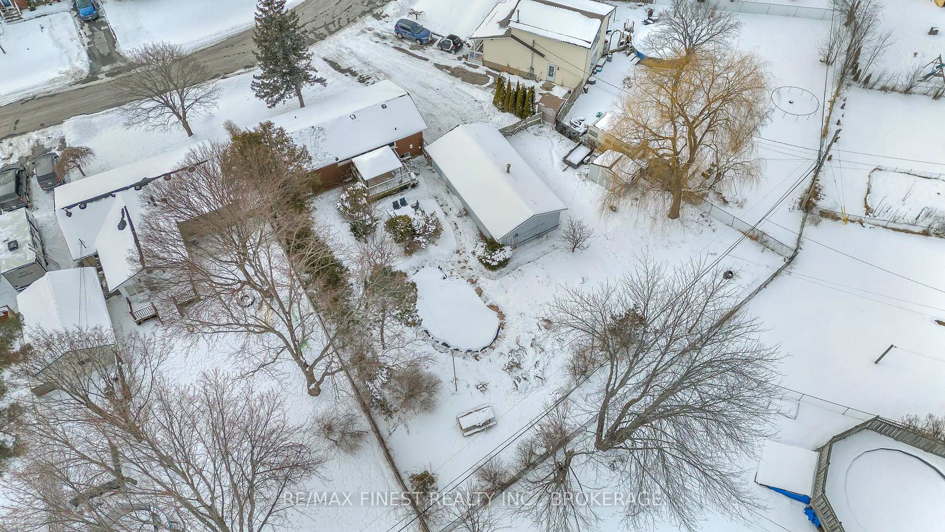 Photo 43 of 39 Bakers Lane, Loyalist, Amherstview — HOMEH